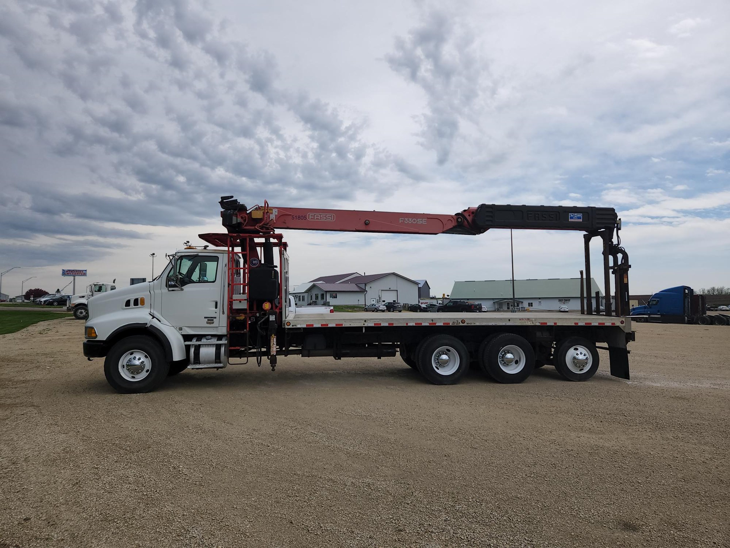 2006 STERLING LT9513 - Truck Country