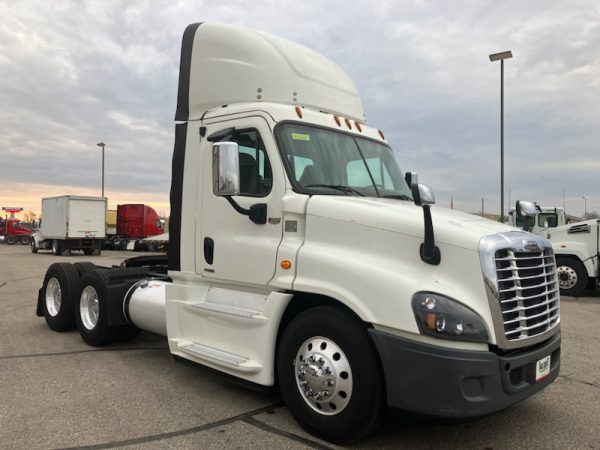 2016 Freightliner EVO - Truck Country