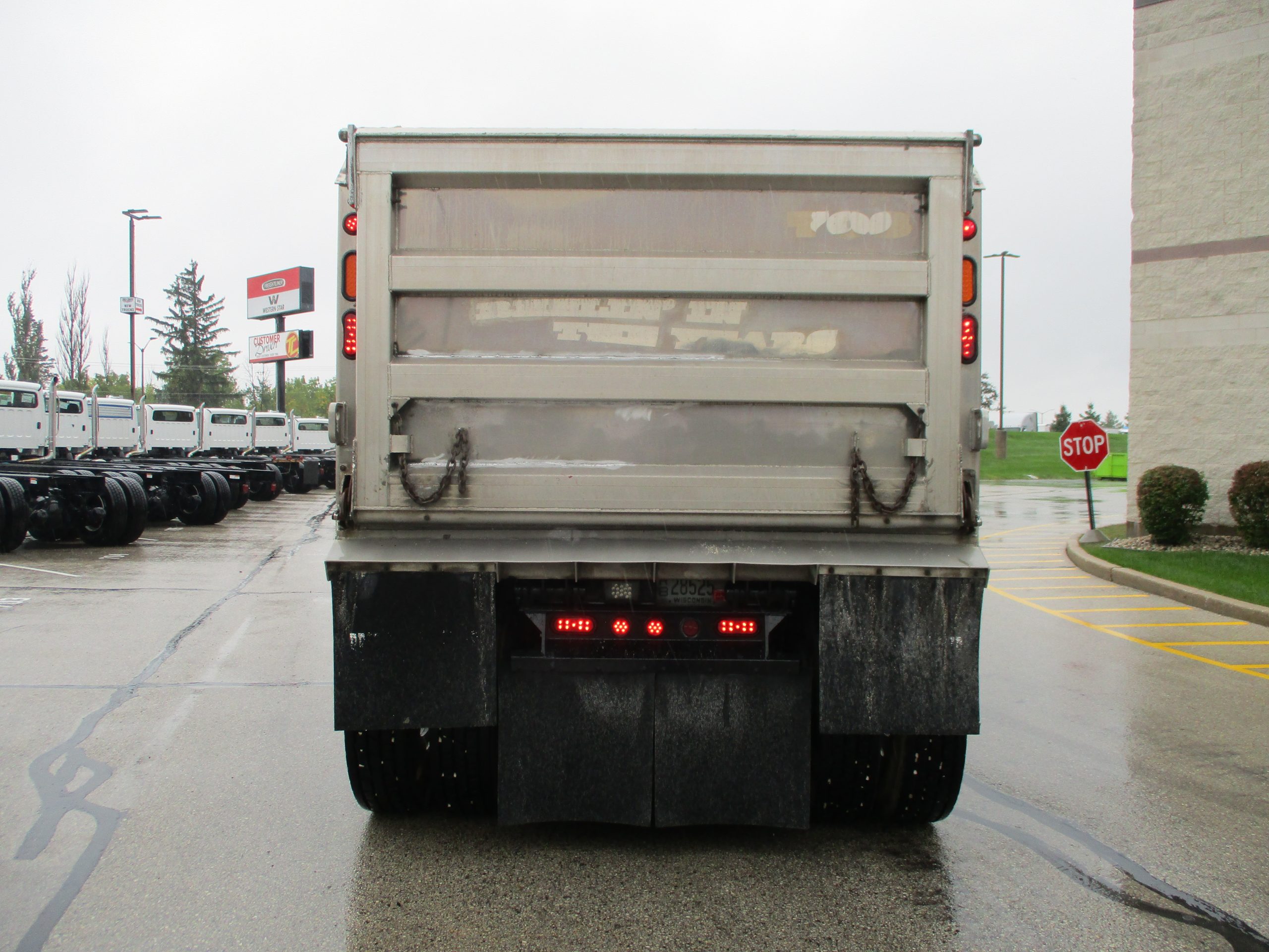 2019 Western Star 4700SB - image 5 of 6