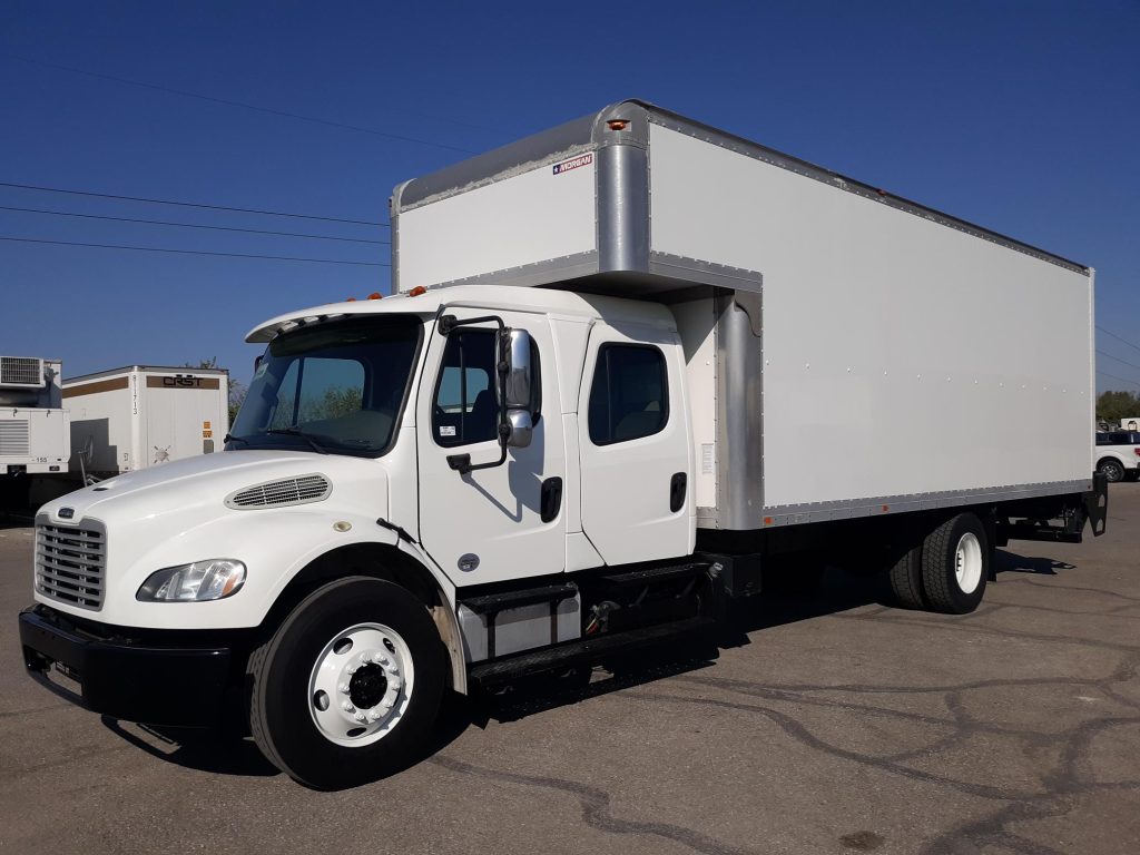 2016 Freightliner M2 106 - Truck Country