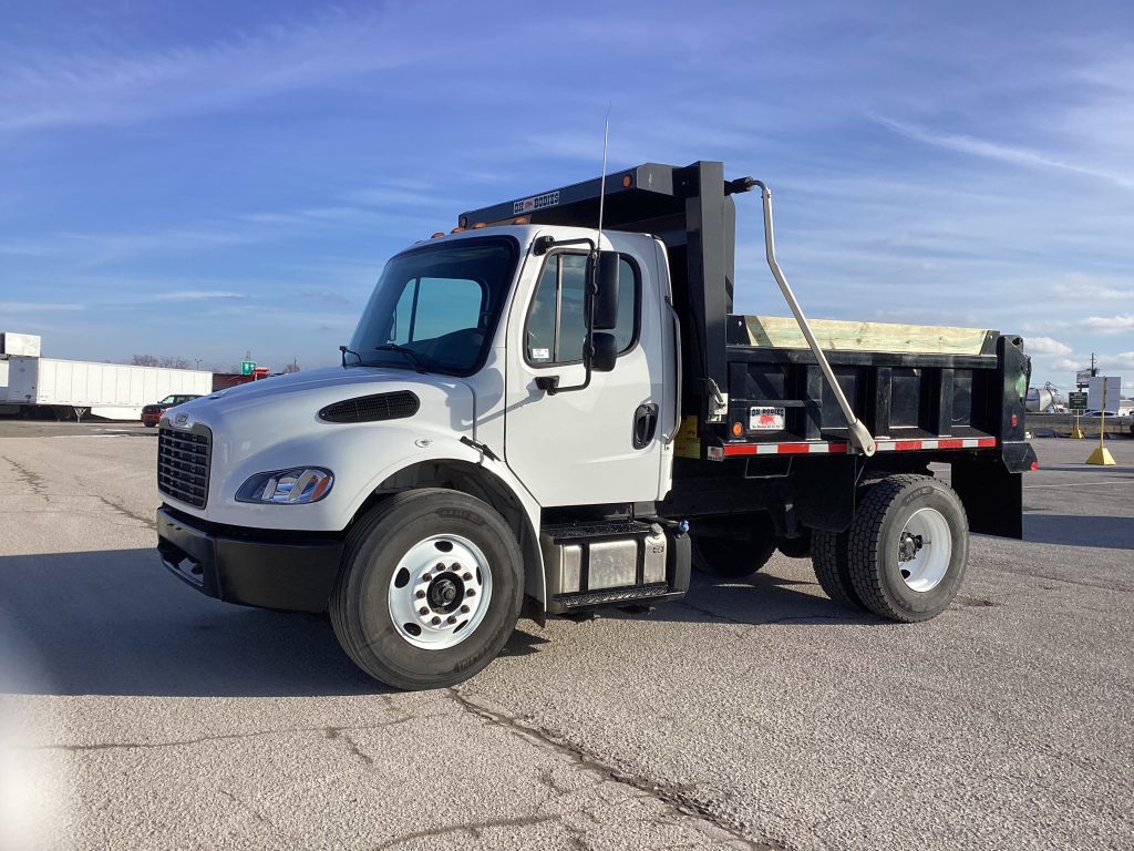 2023 Freightliner M2 106 - Truck Country