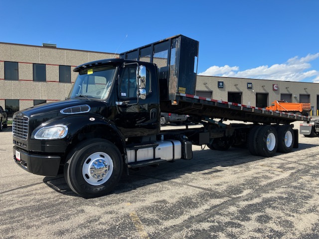 2018 Freightliner M280 - image 1 of 4