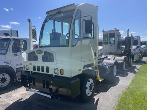 2023 Autocar ACTT42 068PM00000Cvom6