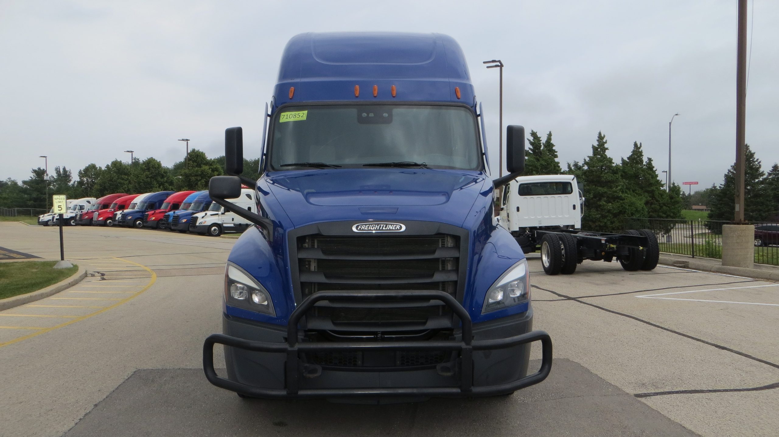 2022 Freightliner PT126 - image 2 of 6