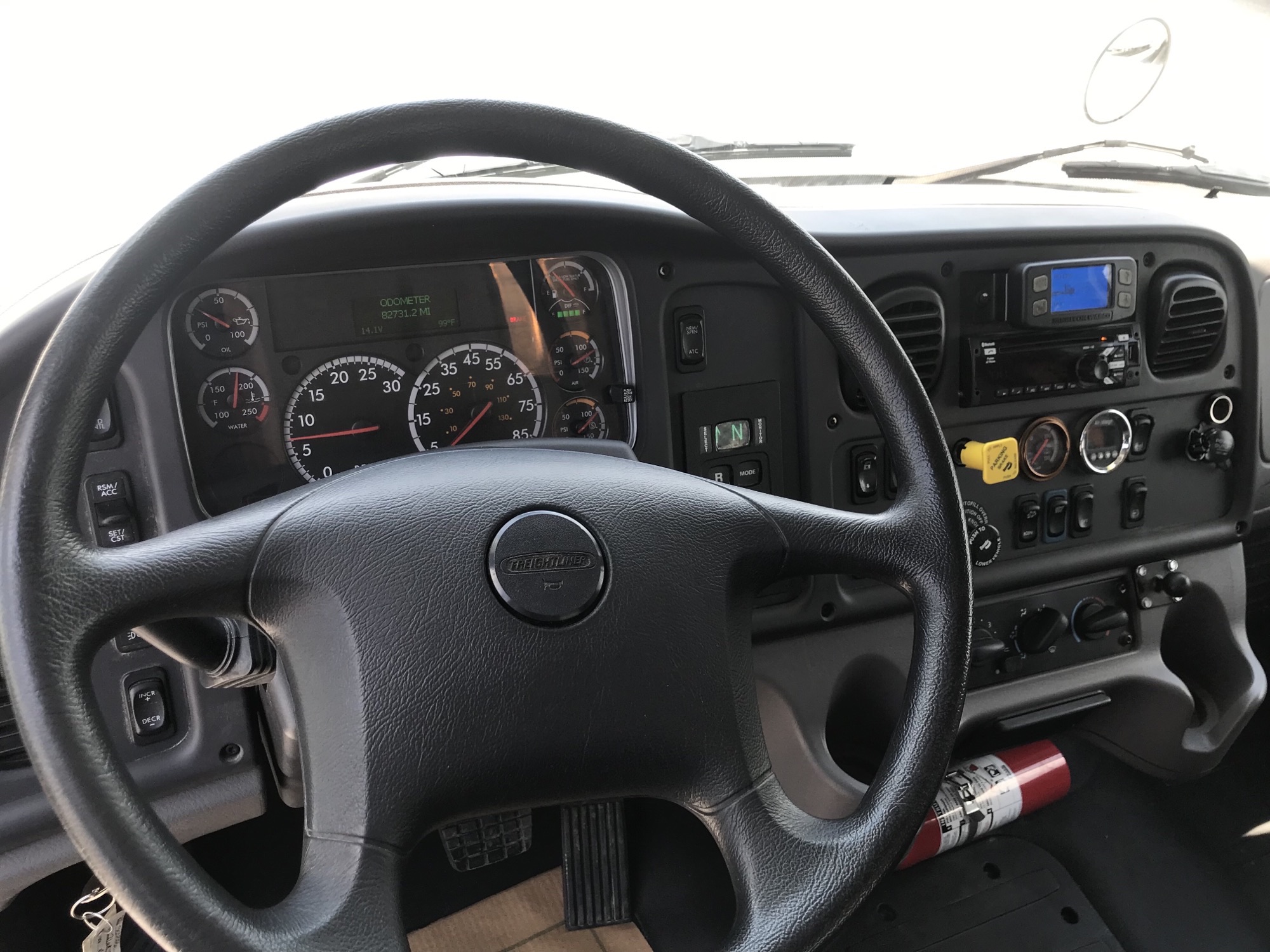 2019 Freightliner M2 106 - image 5 of 5