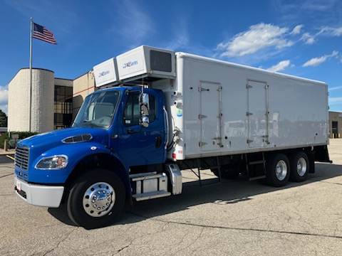 2023 Freightliner M280 - image 1 of 6