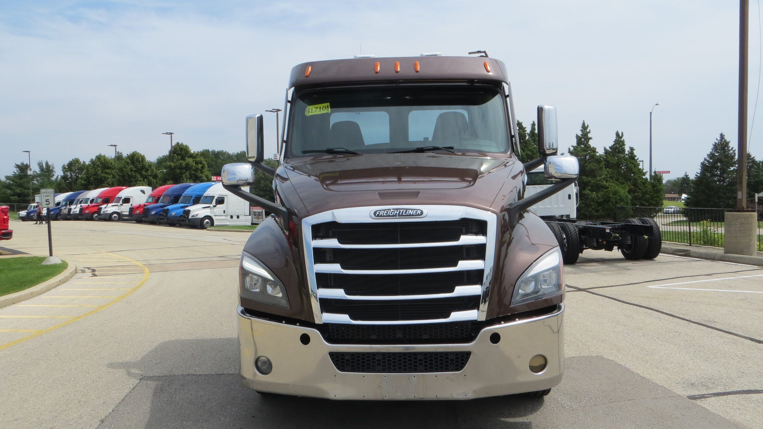 2020 Freightliner PT126 - image 2 of 6