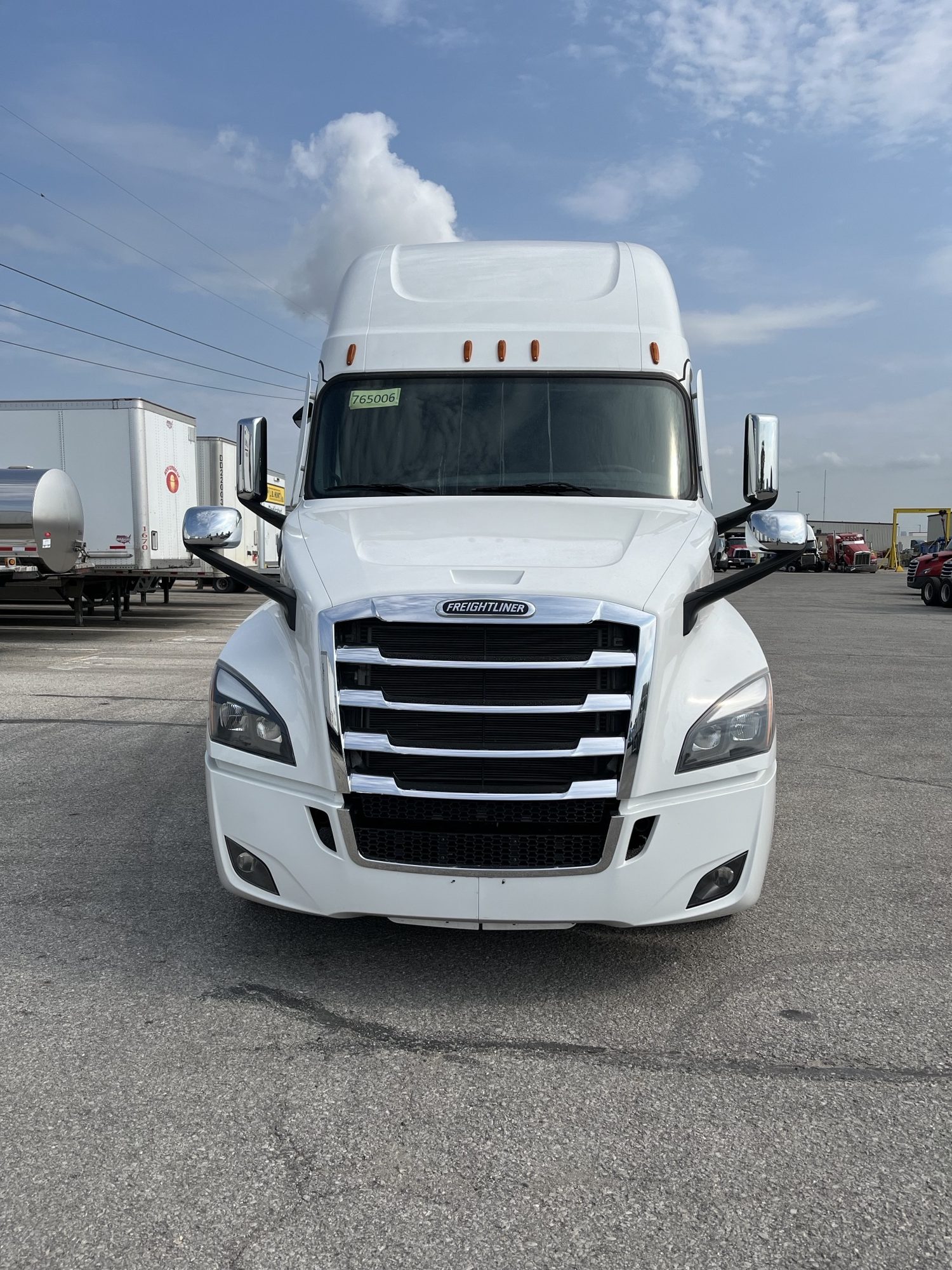 2023 Freightliner PT126 - image 2 of 6