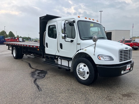 2016 Freightliner M260 - image 2 of 5