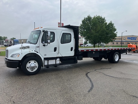 2016 Freightliner M260 - image 1 of 5