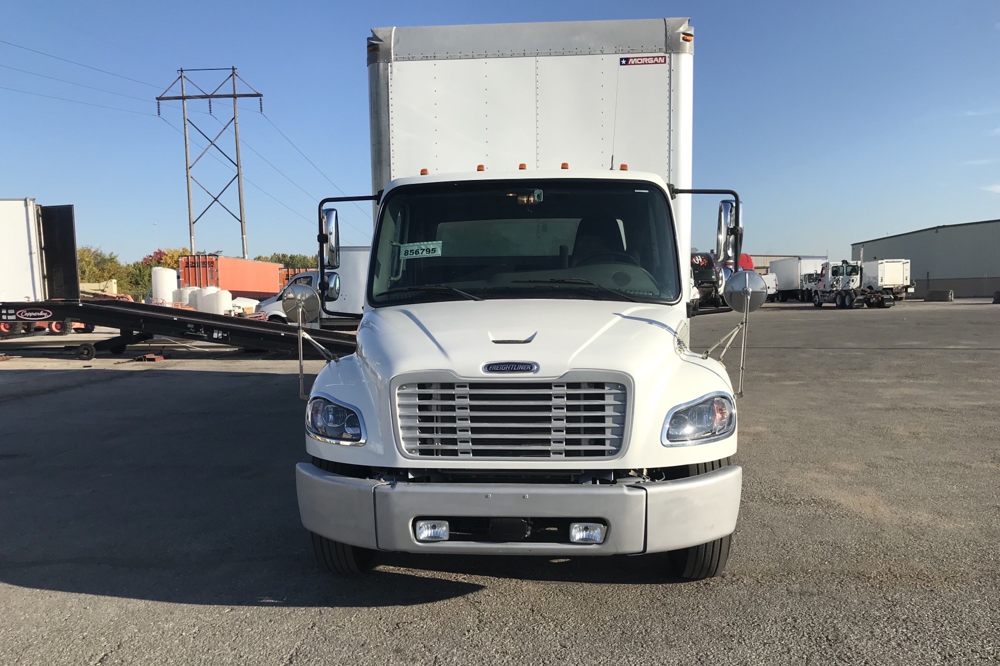 2019 Freightliner M2 106 - image 2 of 6