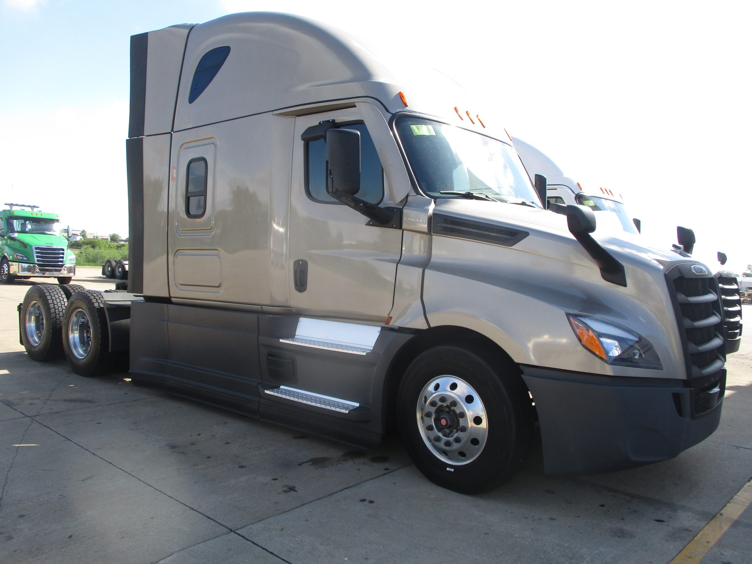 2022 Freightliner PT126 - image 3 of 6