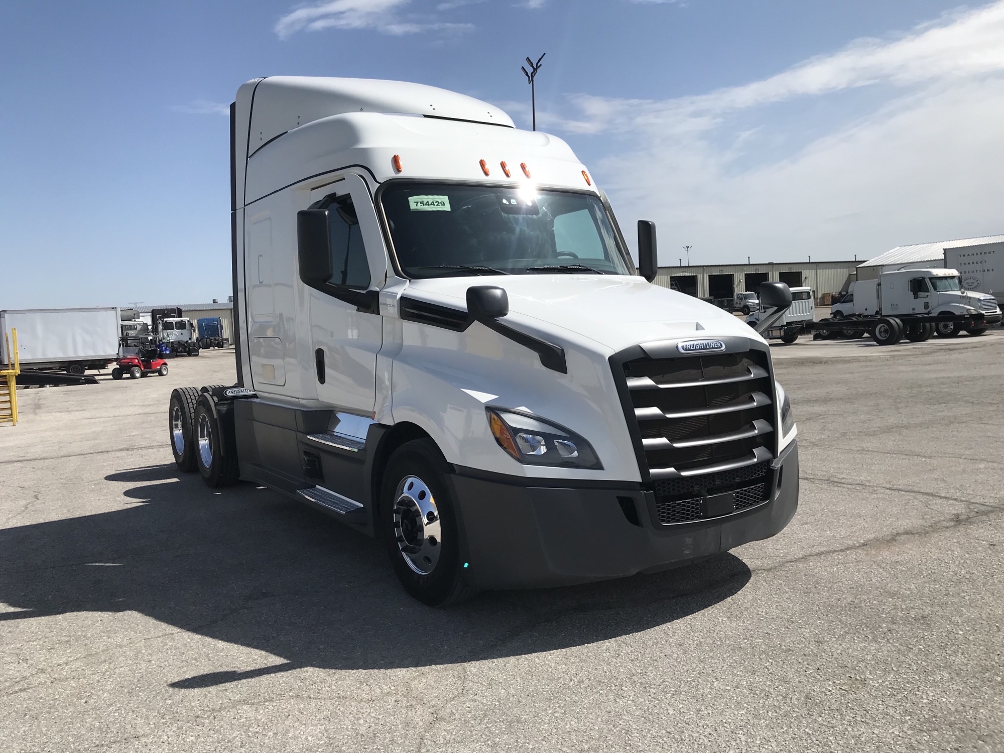 2023 Freightliner PT126 - image 3 of 6