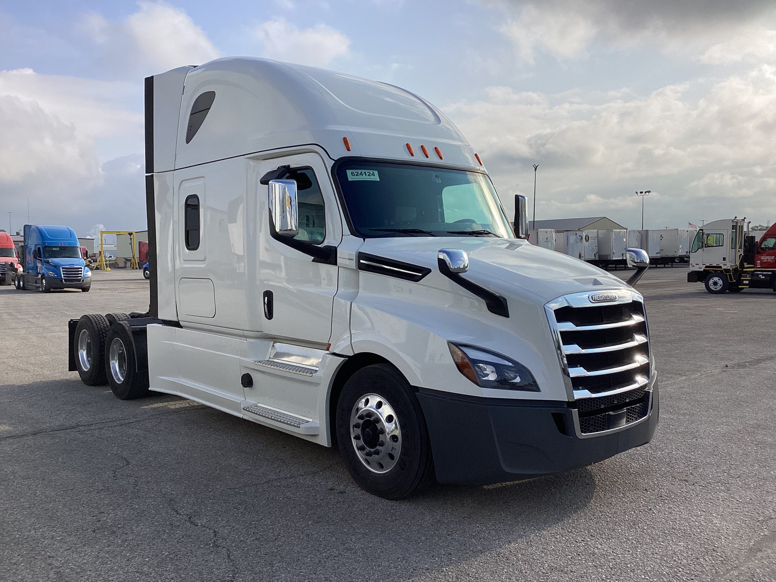 2020 Freightliner PT126 - image 3 of 6