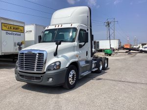 2019 Freightliner CA125 068PM00000IUmXx