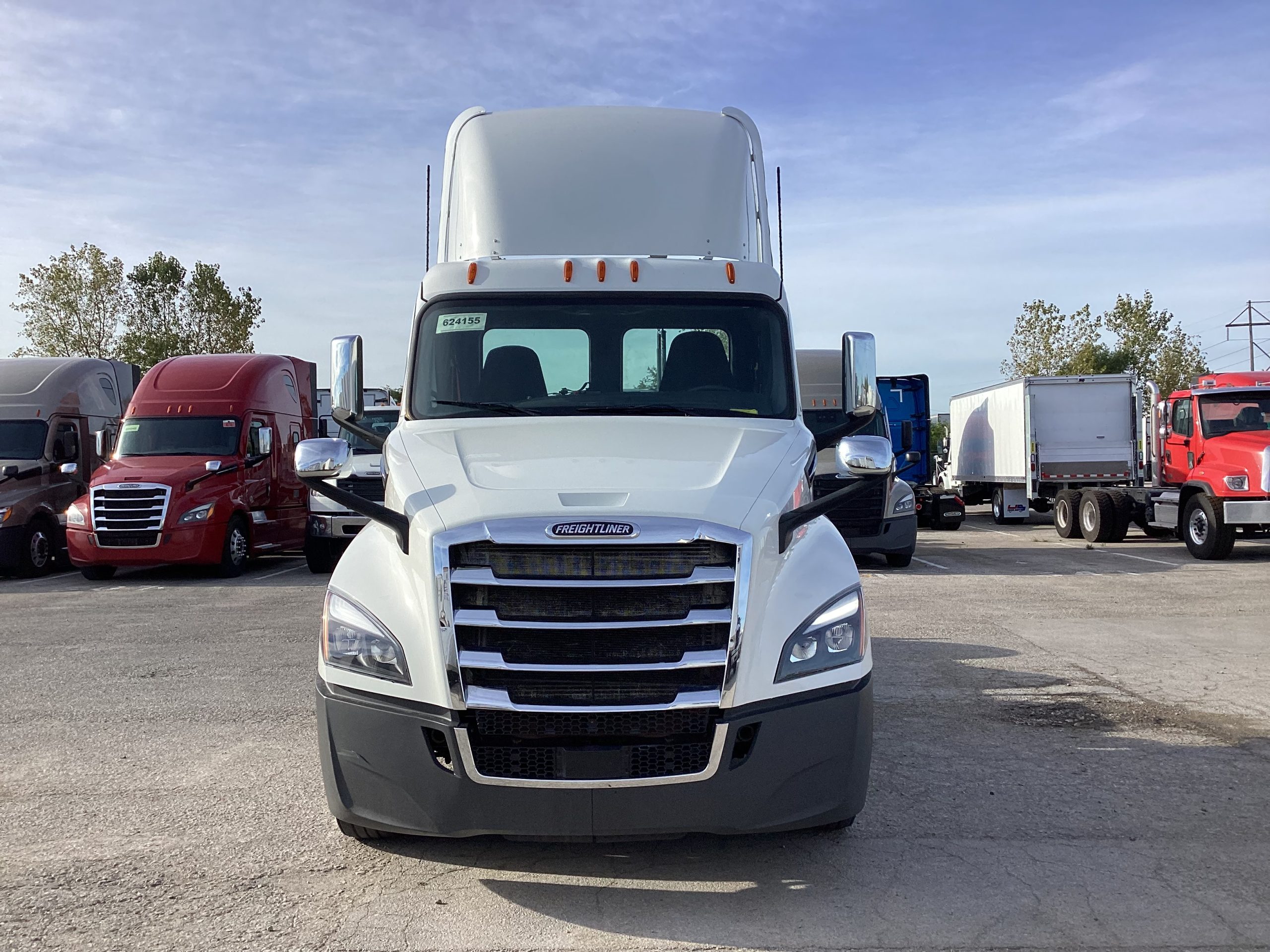 2020 Freightliner PT126 - image 2 of 6