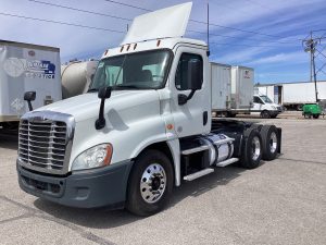 2018 Freightliner CA125 068PM00000Idf4A