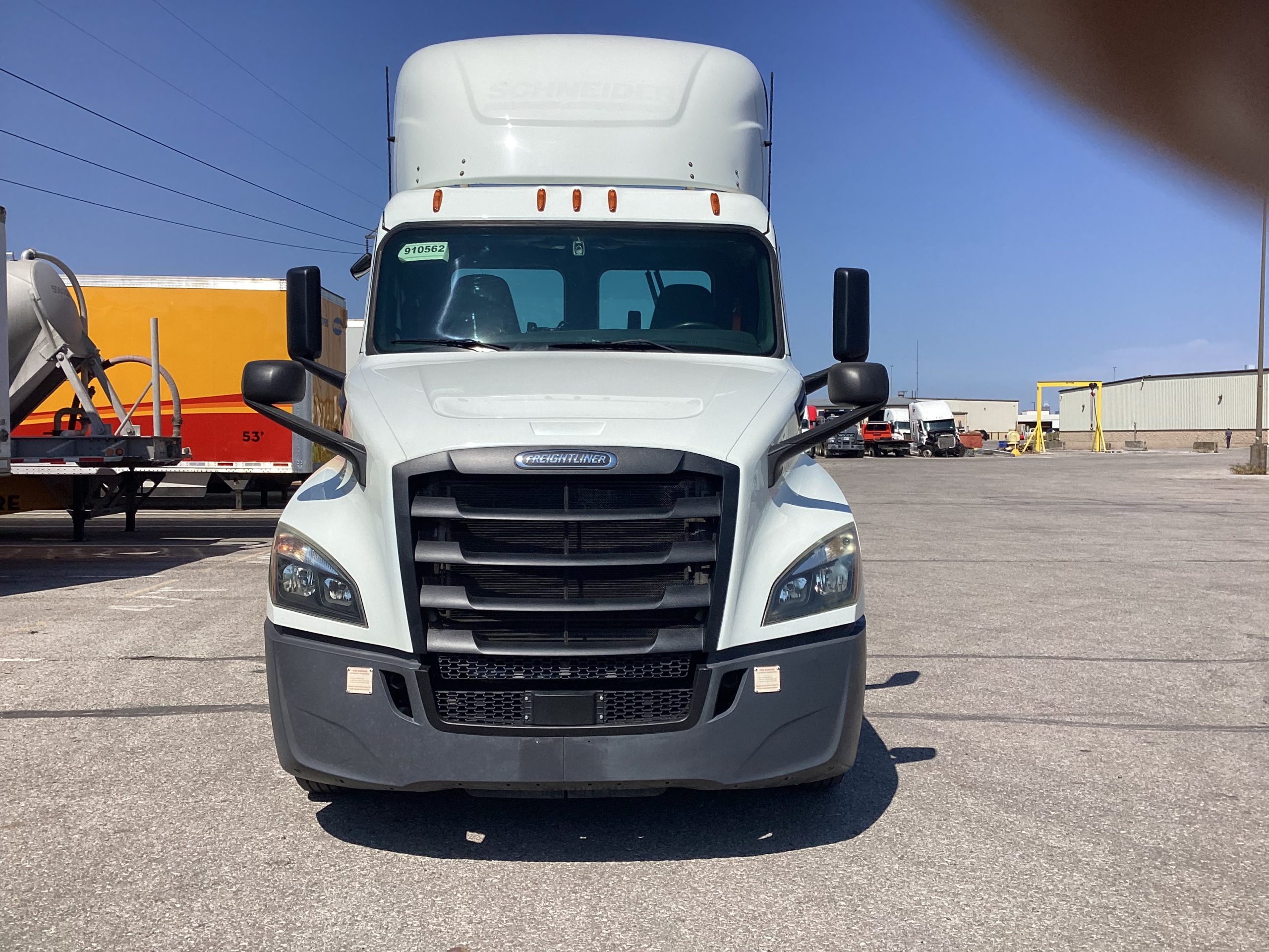 2019 Freightliner PT126 - image 2 of 6