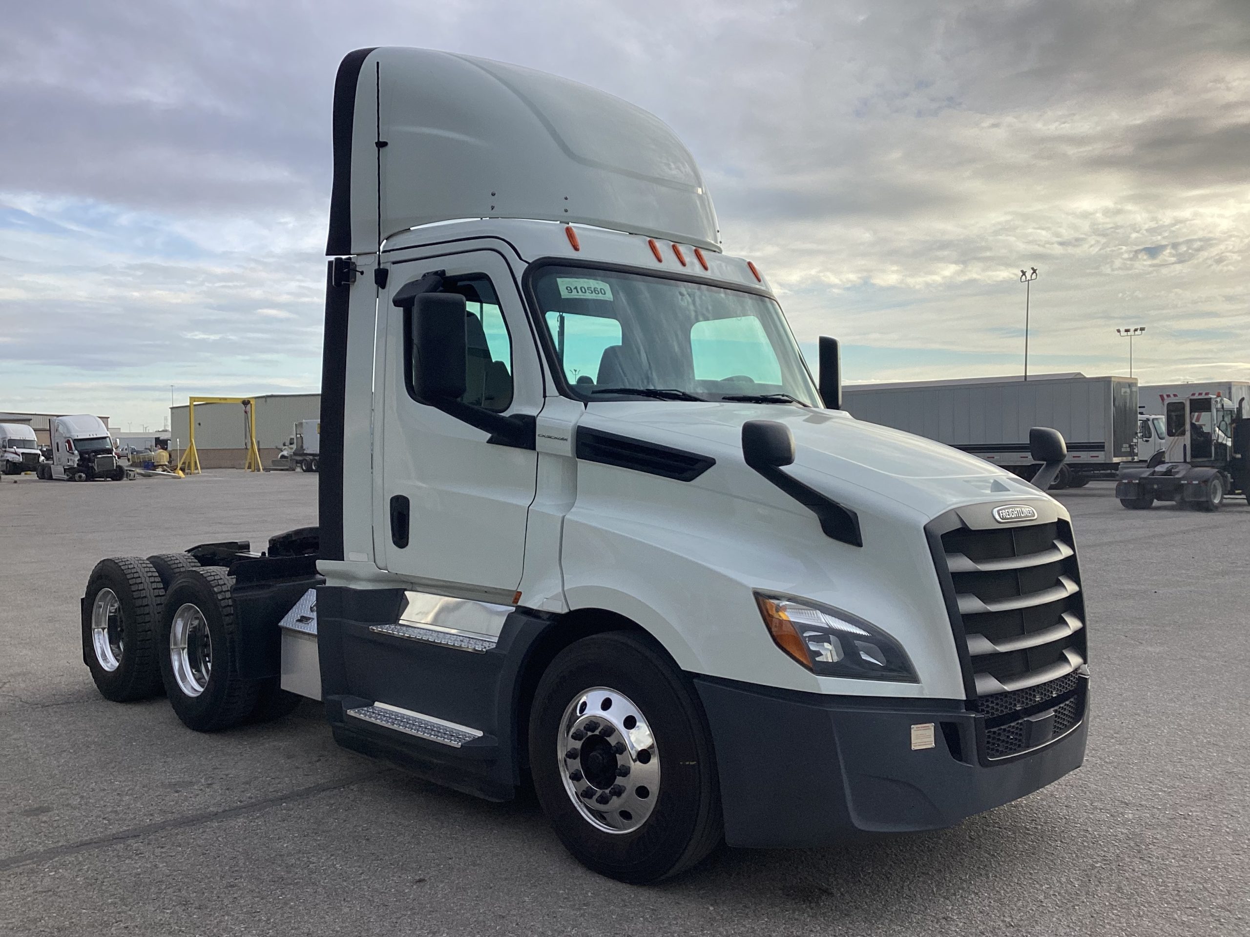 2019 Freightliner PT126 - image 3 of 6