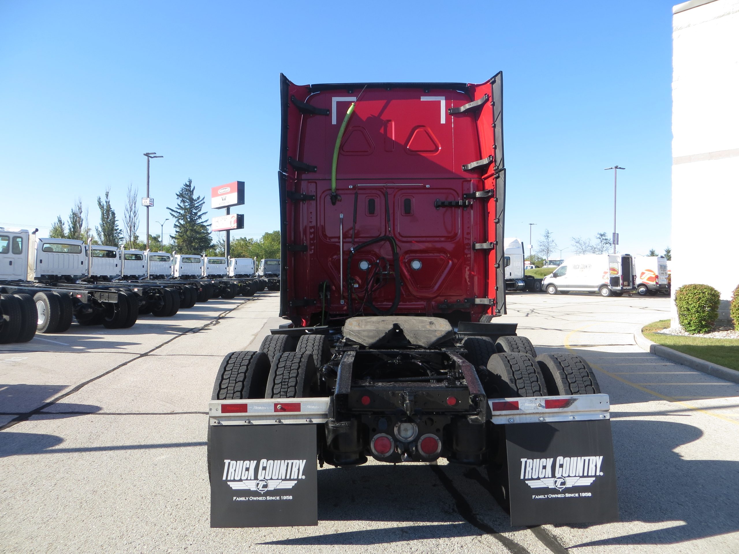 2022 Freightliner PT126 - image 4 of 6