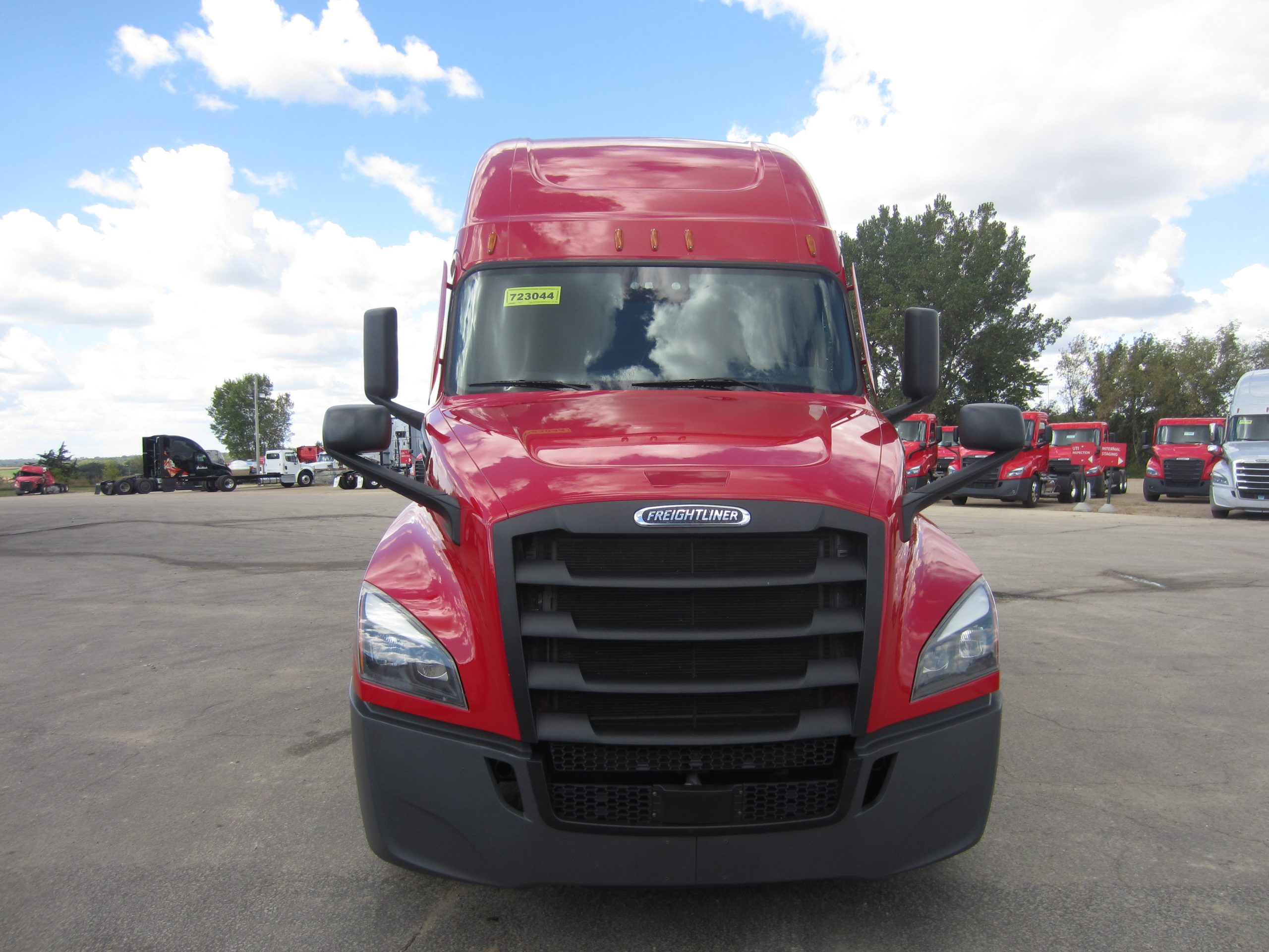 2022 Freightliner PT126 - image 2 of 6