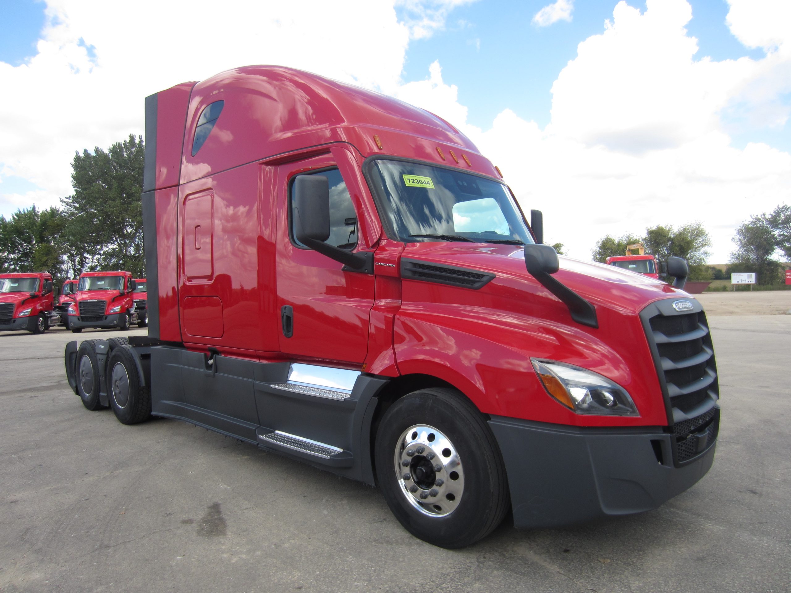 2022 Freightliner PT126 - image 4 of 6