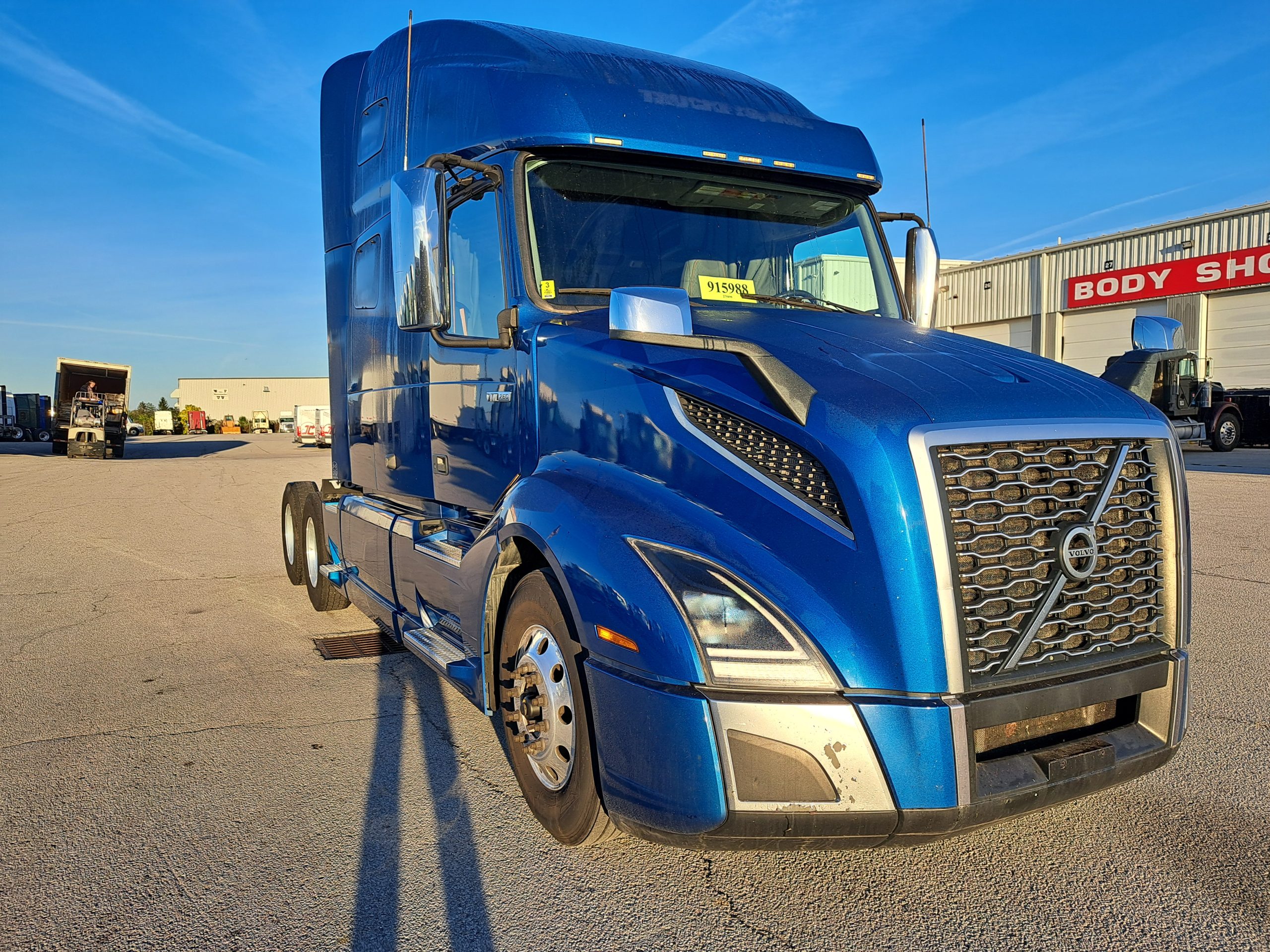 2021 Volvo VNL760 - image 6 of 6