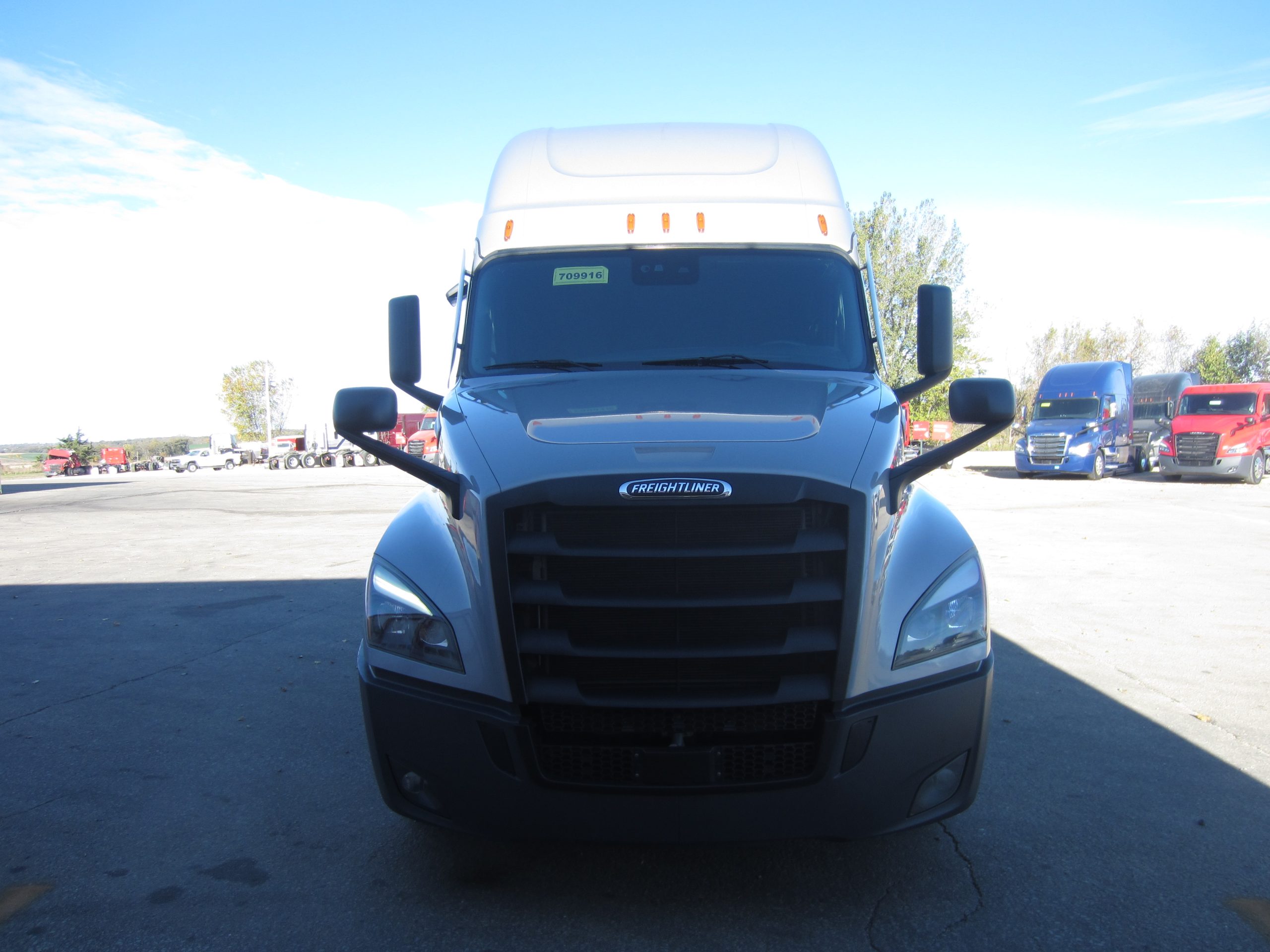 2021 Freightliner PT126 - image 2 of 6