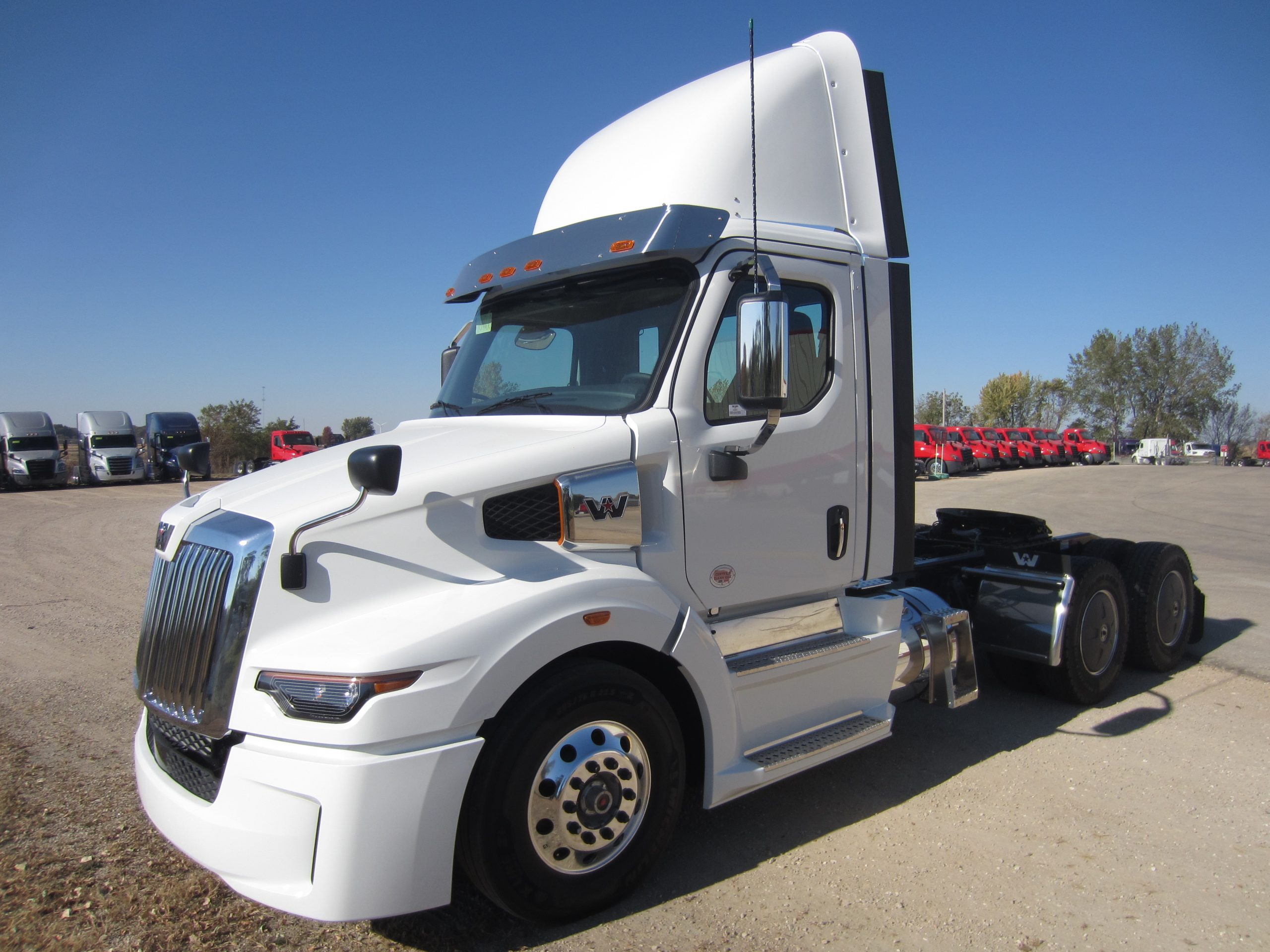 2025 Western Star 57X - image 1 of 6