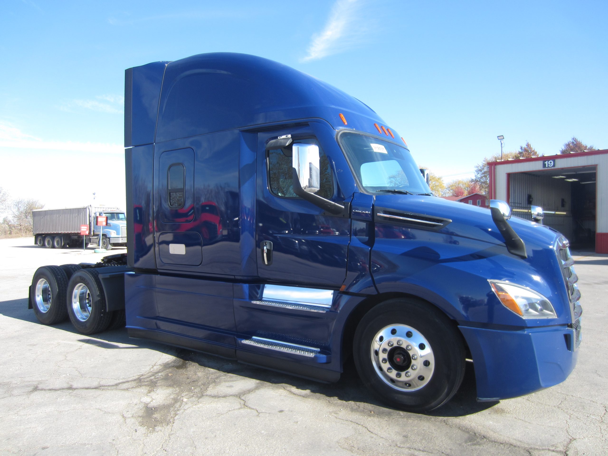 2021 Freightliner PT126 - image 3 of 6