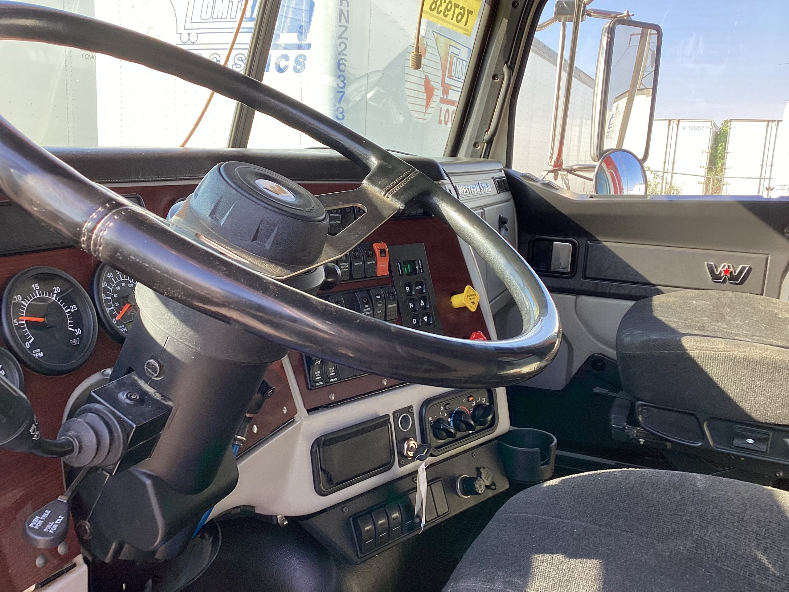 2019 Western Star 4700SB - image 4 of 4