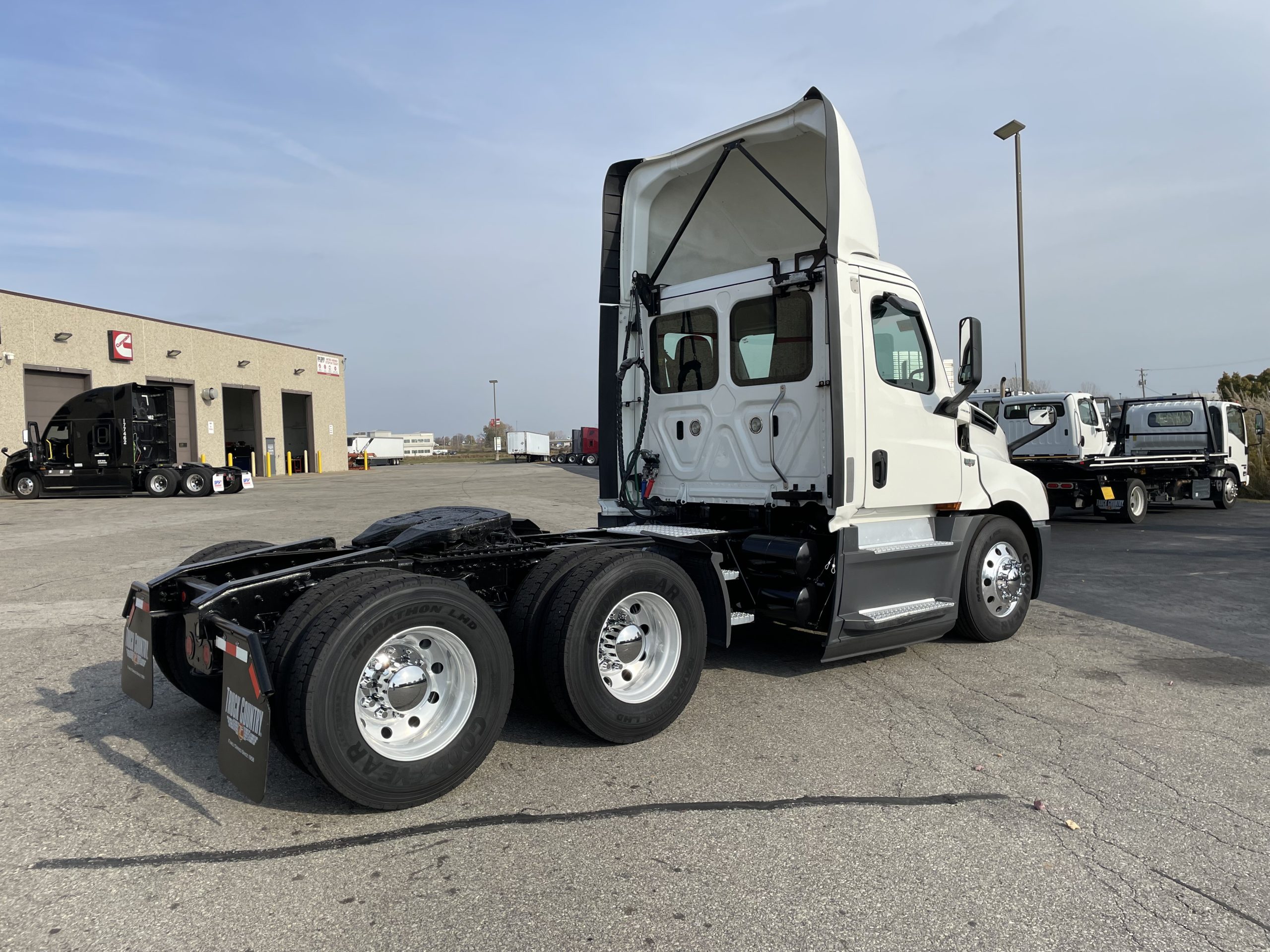 2020 Freightliner PT126 - image 1 of 5