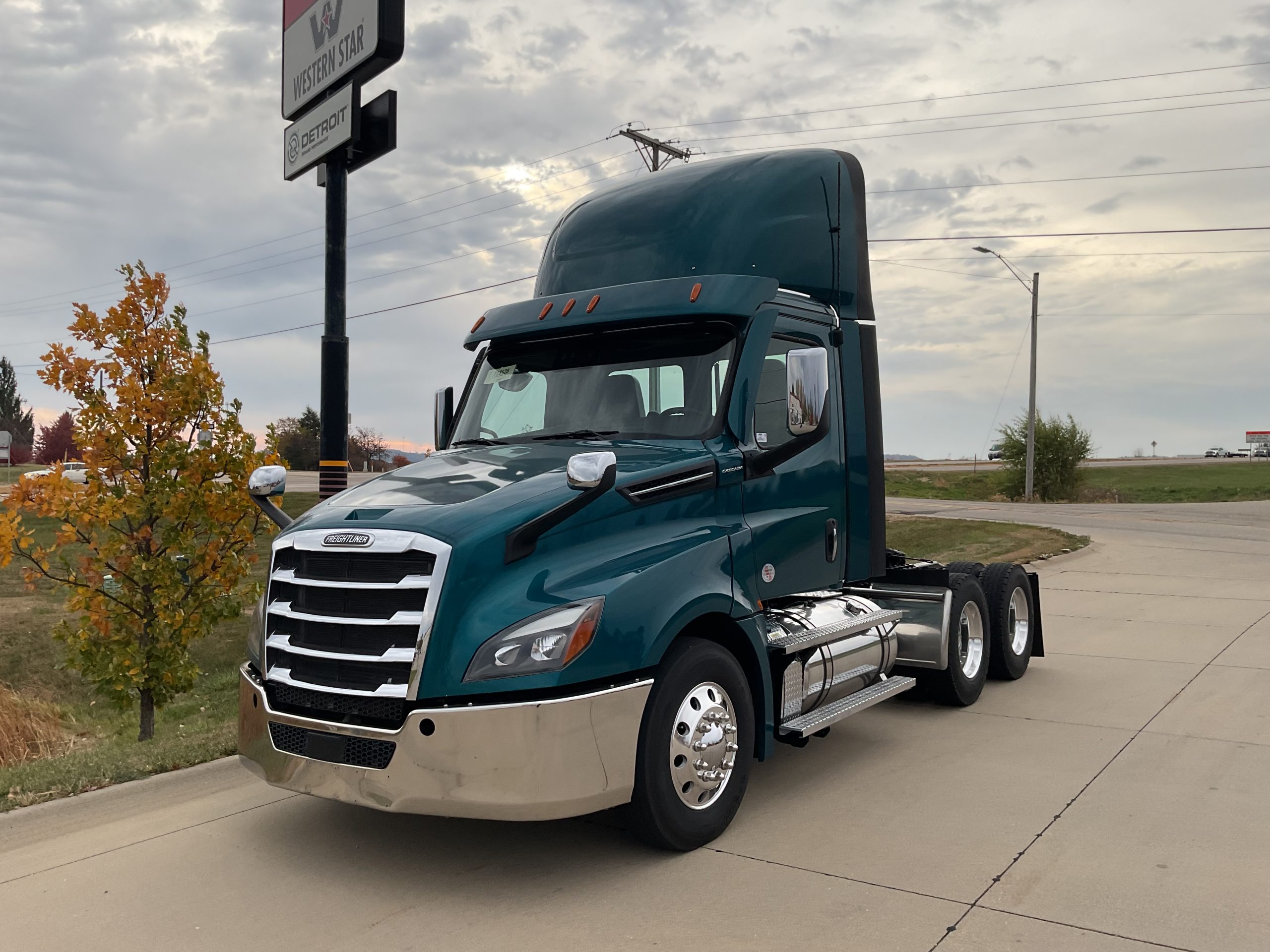 2022 Freightliner PT126 - image 1 of 6