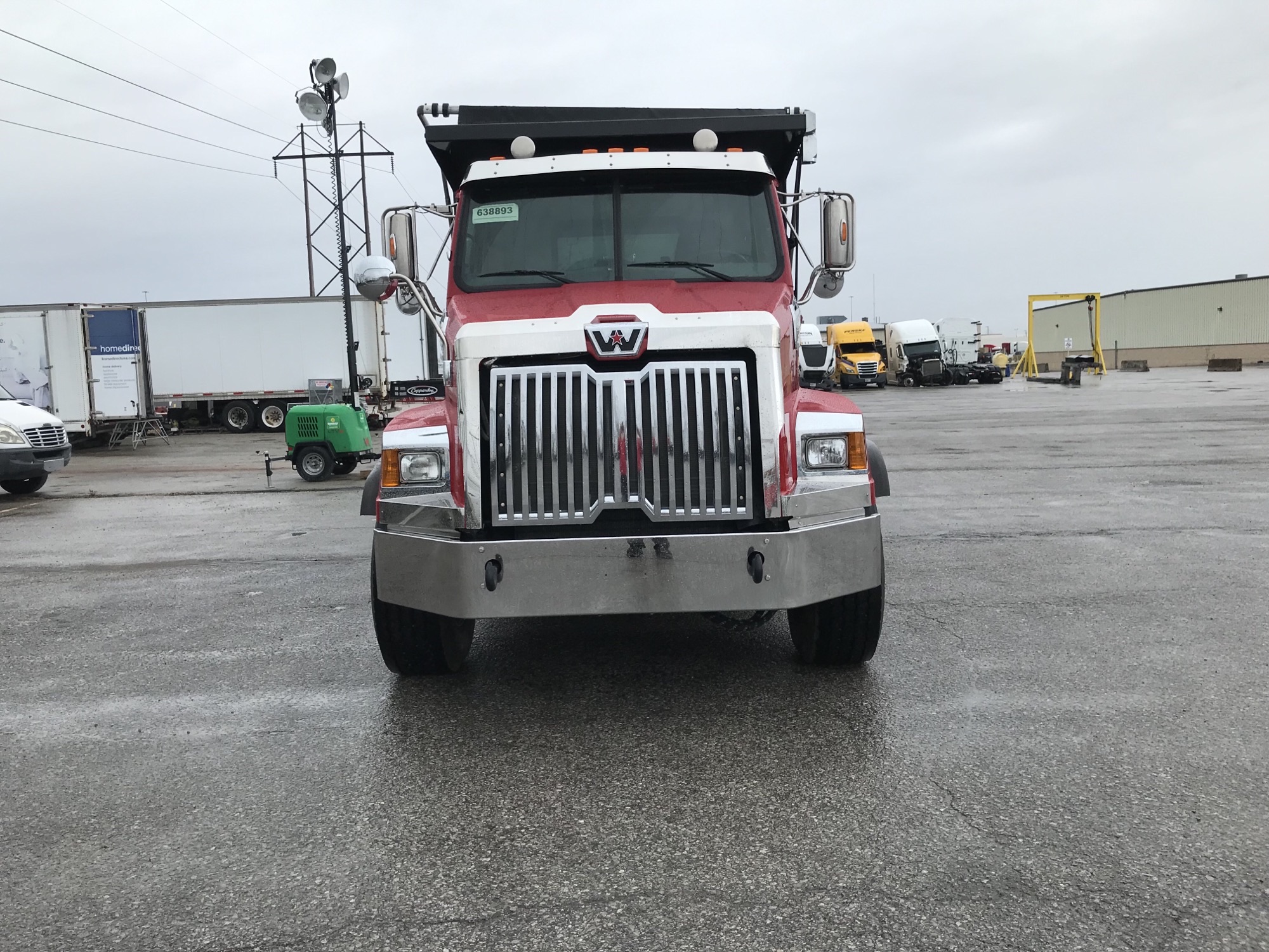 2020 Western Star 4700SB - image 2 of 5