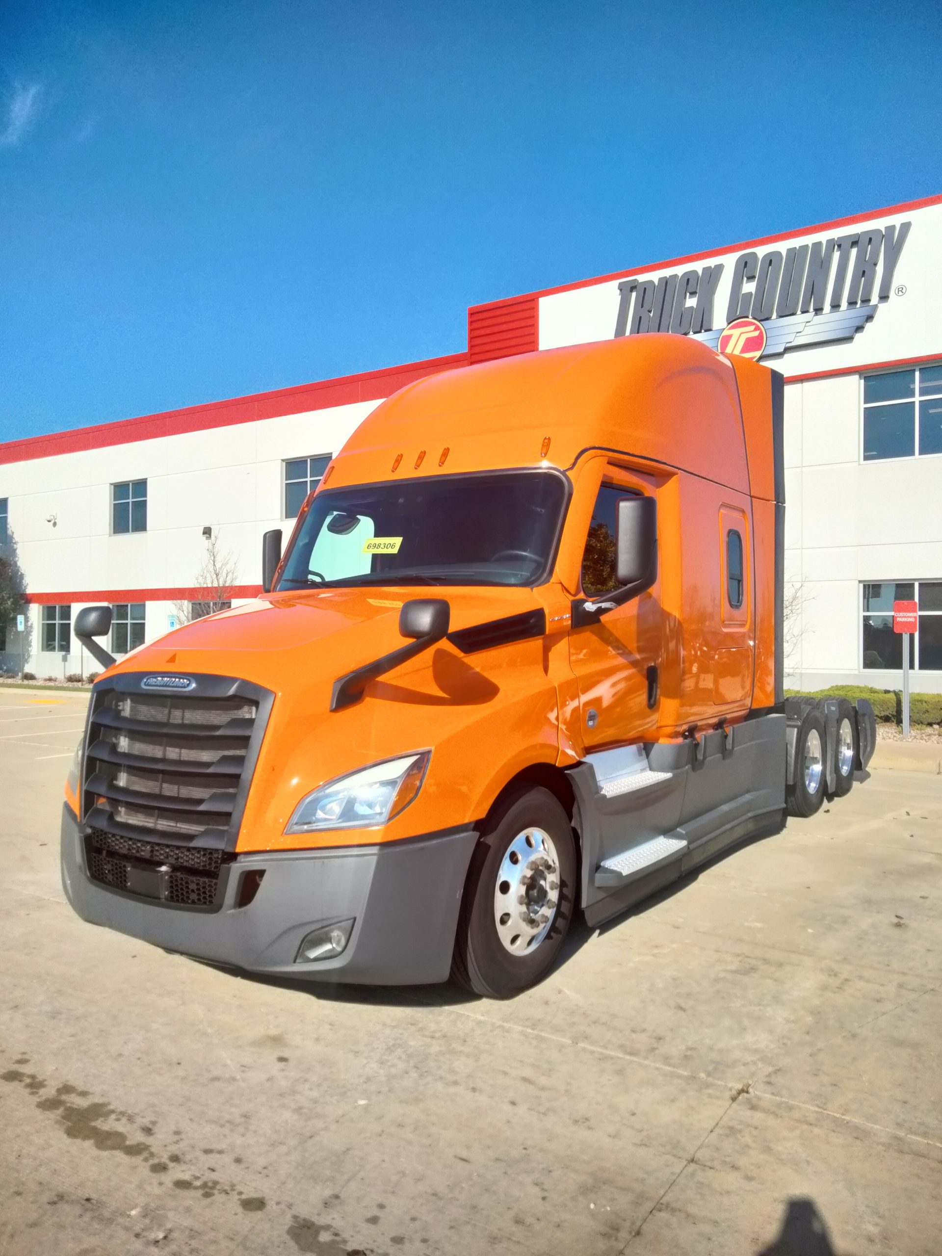 2022 Freightliner PT126 - image 1 of 6