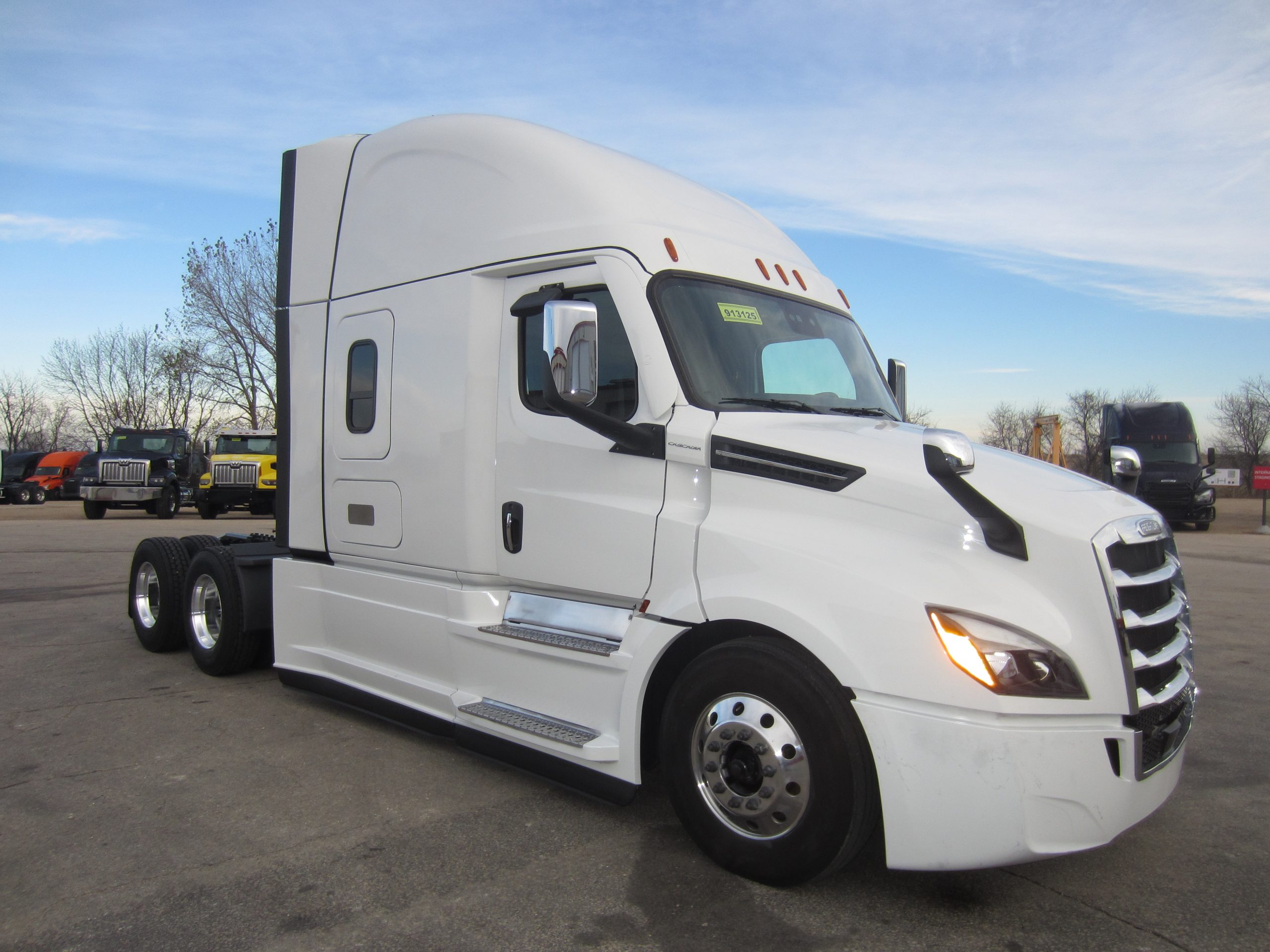 2021 Freightliner PT126 - image 3 of 6