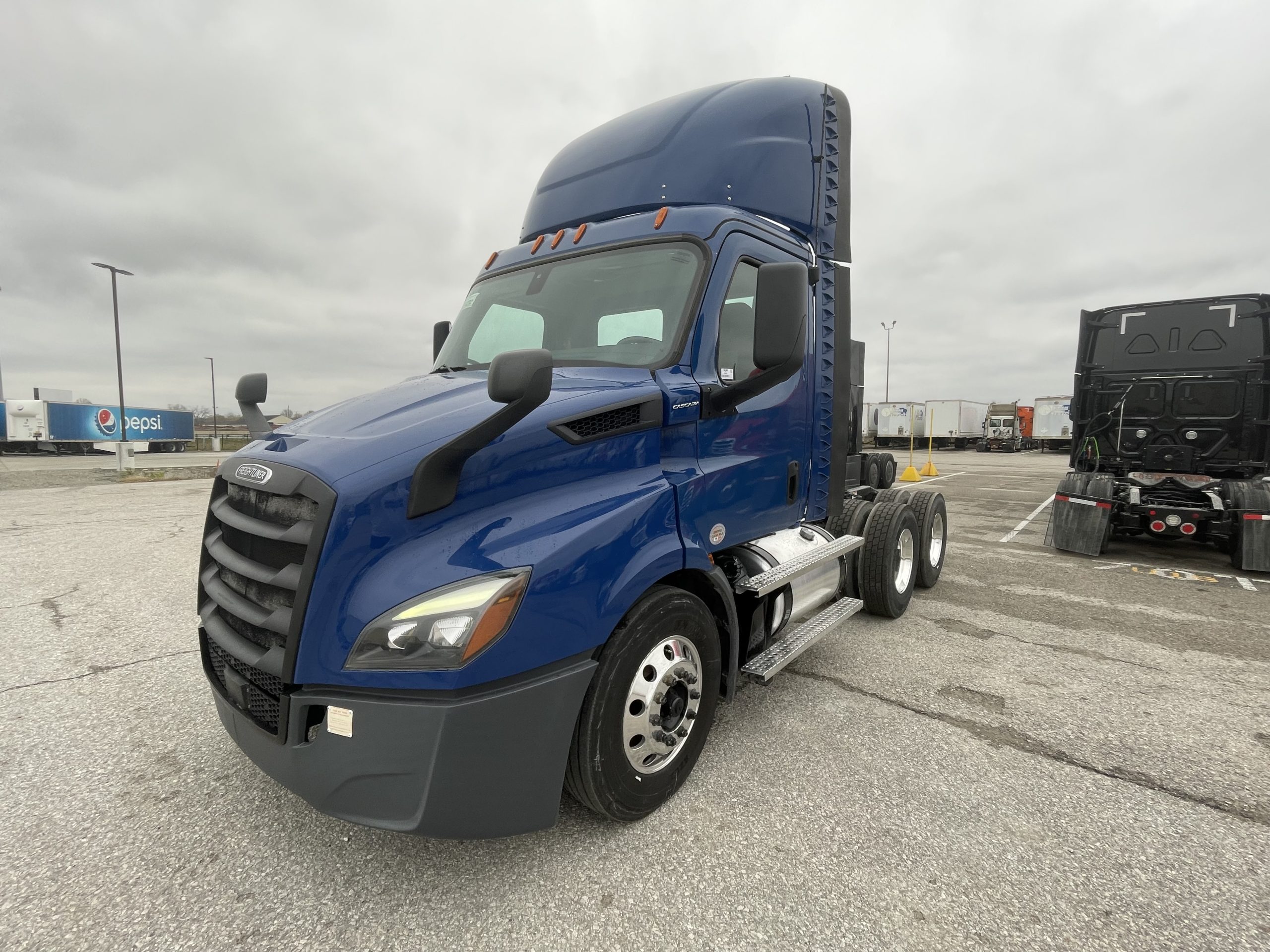 2020 Freightliner PE116 - image 1 of 6