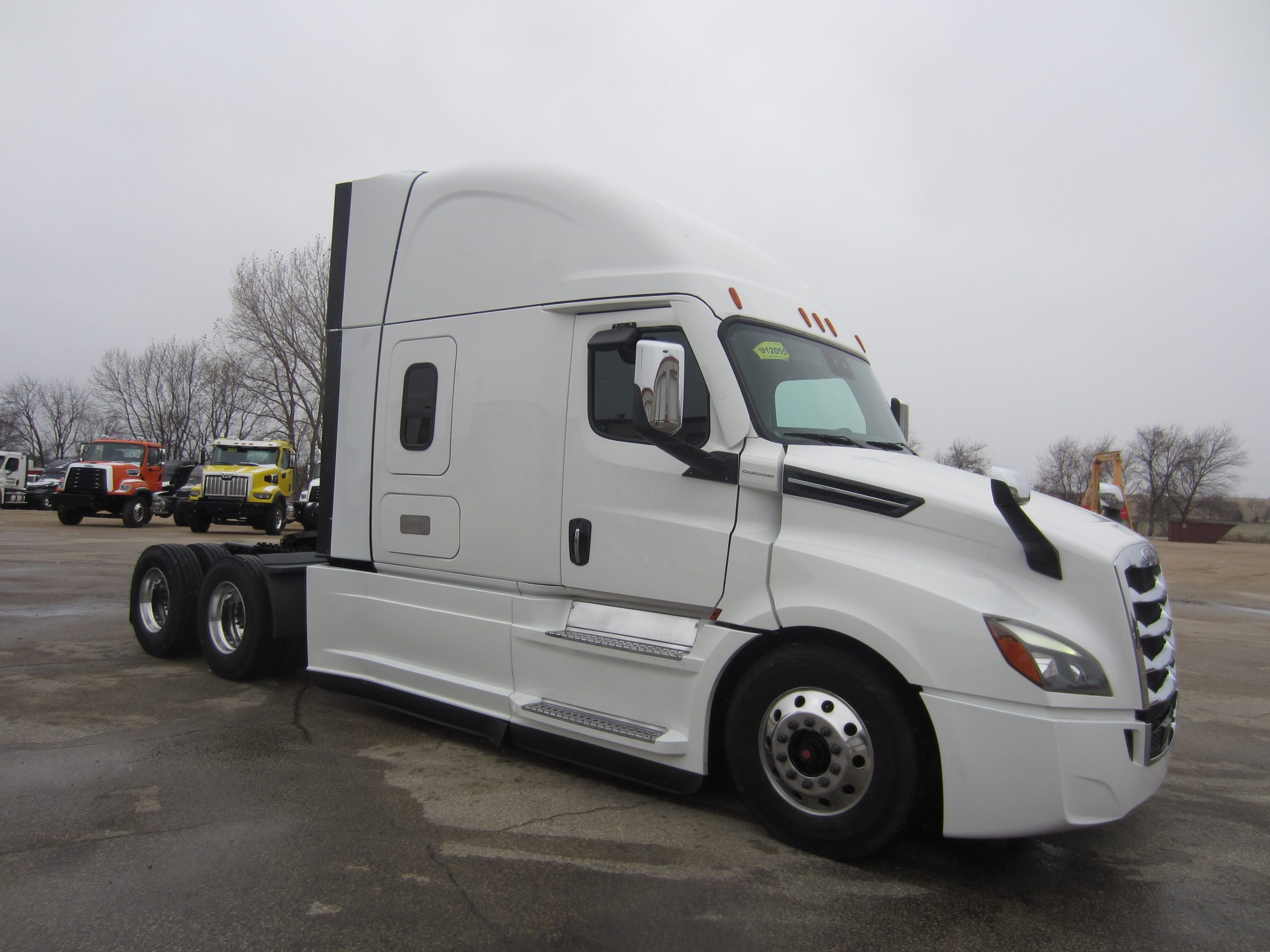 2021 Freightliner PT126 - image 3 of 6