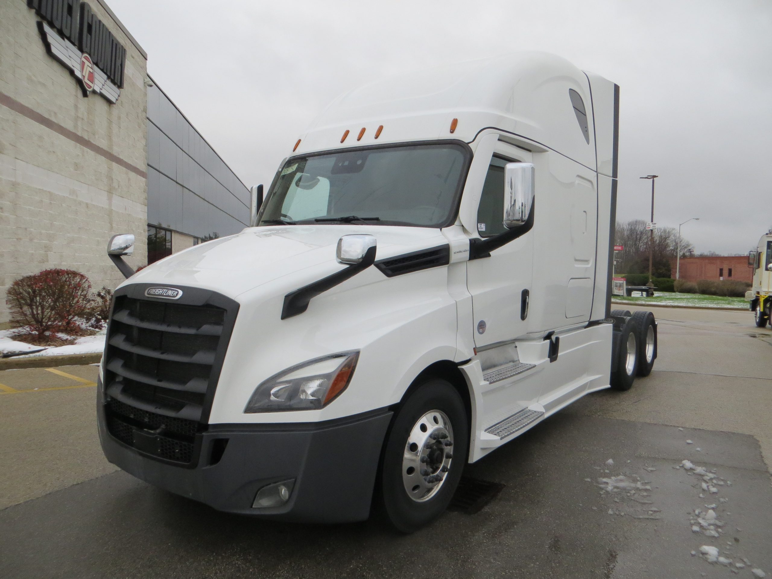 2021 Freightliner PT126 - image 1 of 6