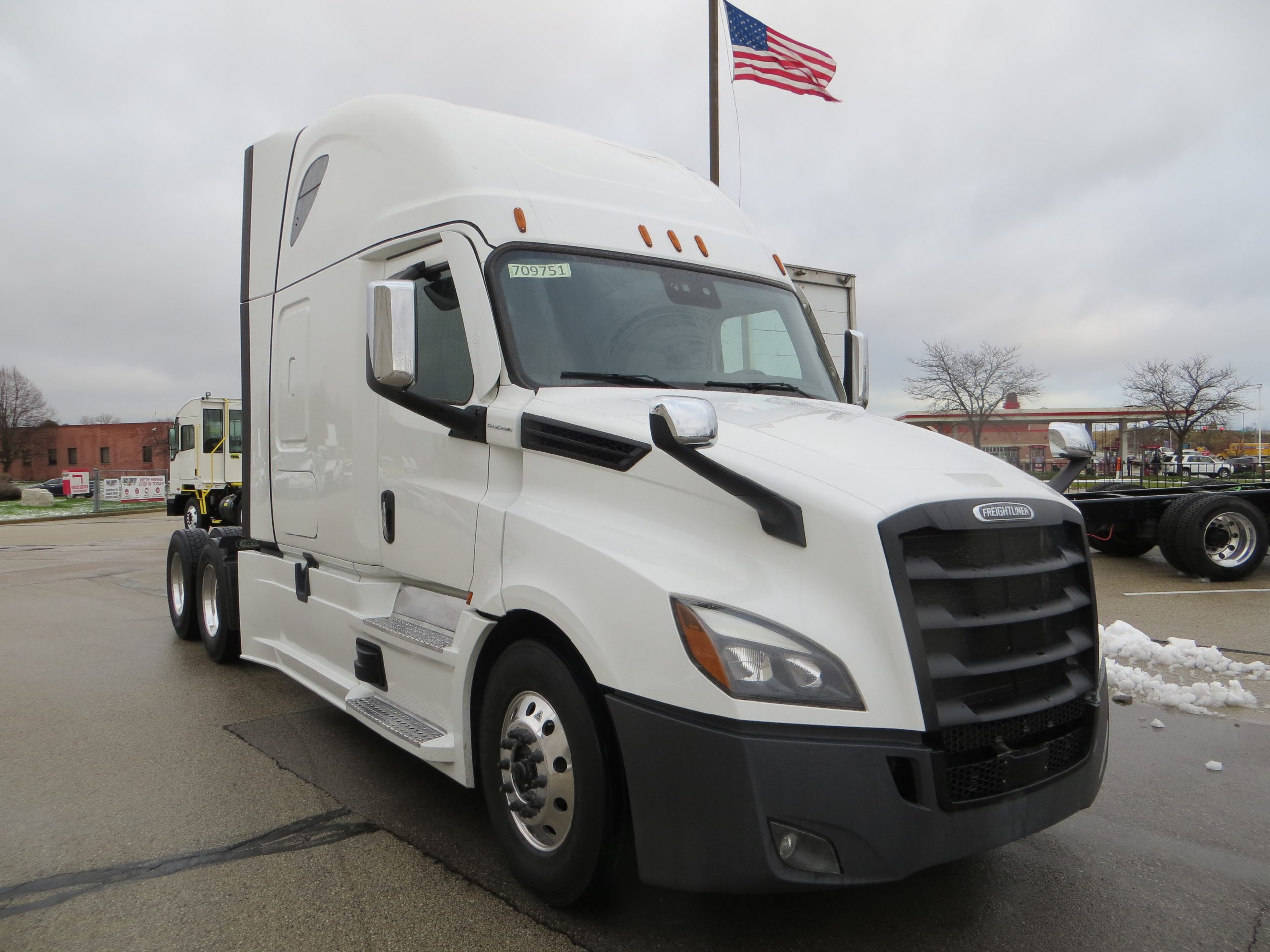 2021 Freightliner PT126 - image 3 of 6