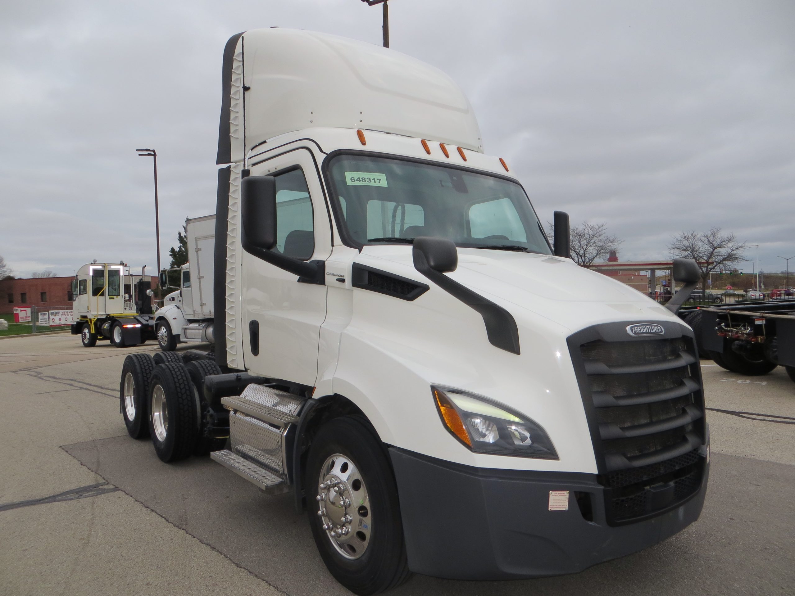 2020 Freightliner PE116 - image 3 of 6