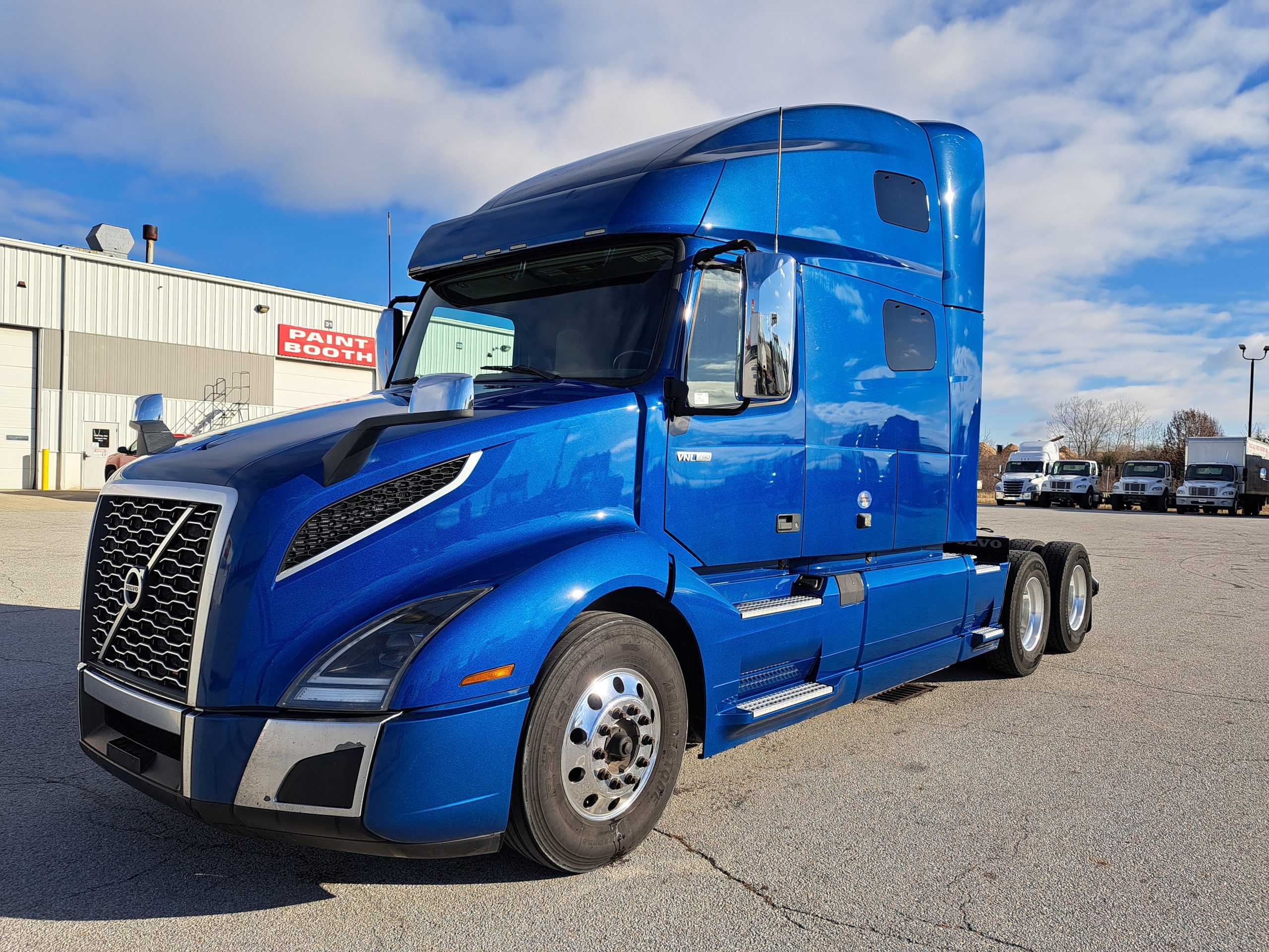 2021 Volvo VNL760 - image 1 of 6