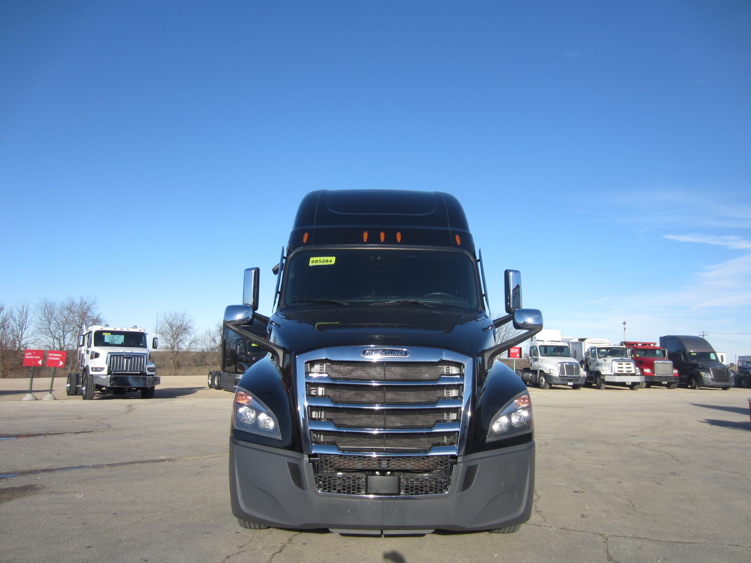 2021 Freightliner PT126 - image 2 of 6