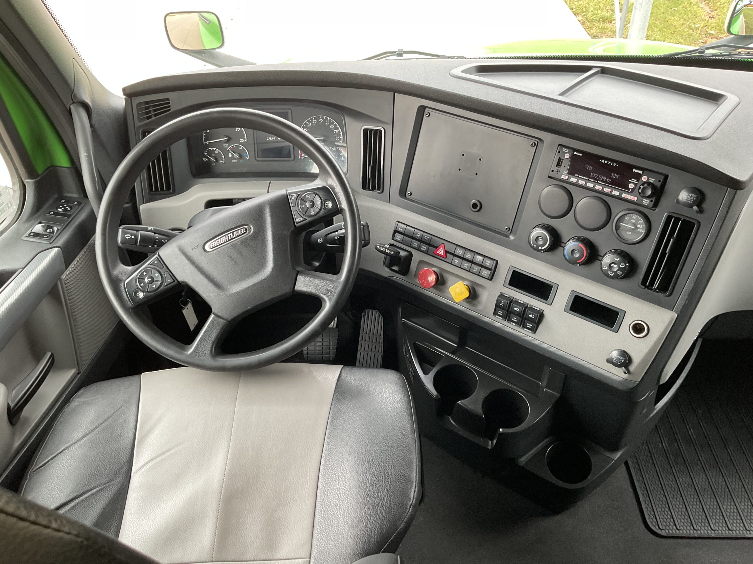 2020 Freightliner PT126 - image 6 of 6