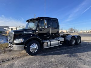 2011 Freightliner M2112 068PM00000OaZUU