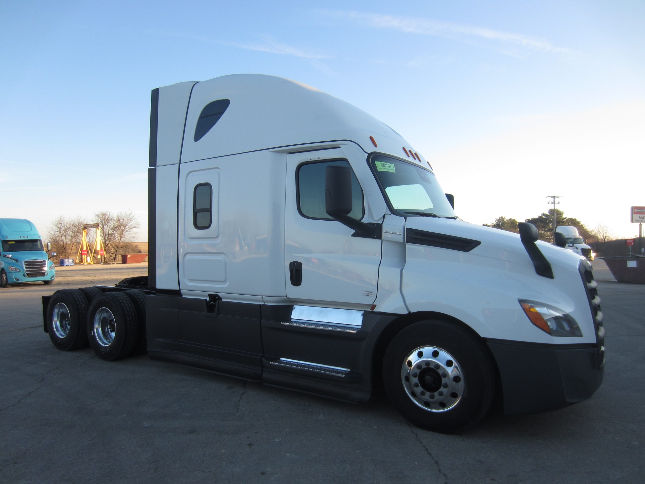 2021 Freightliner PT126 - image 3 of 6