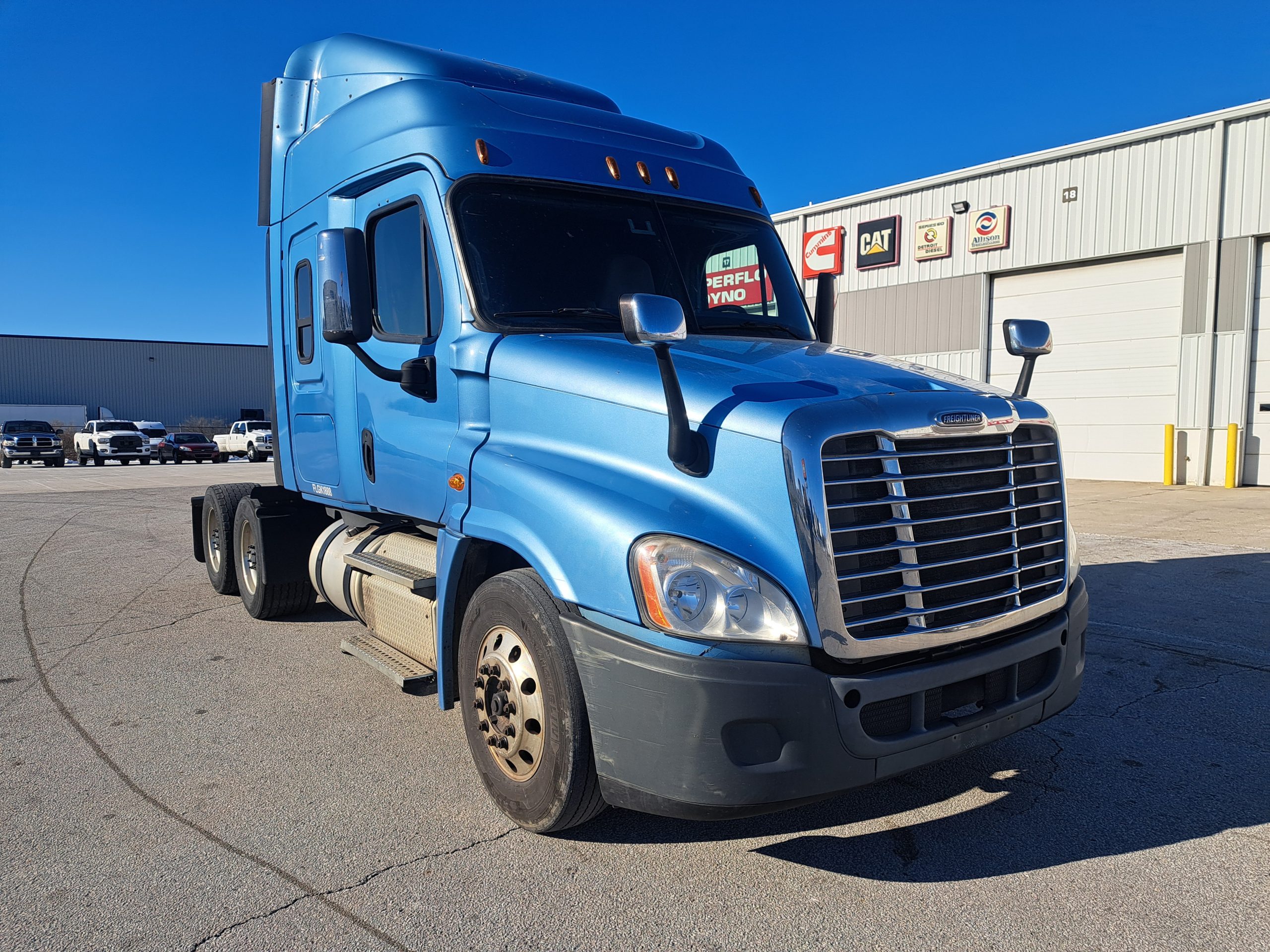 2015 Freightliner CA125 - image 6 of 6