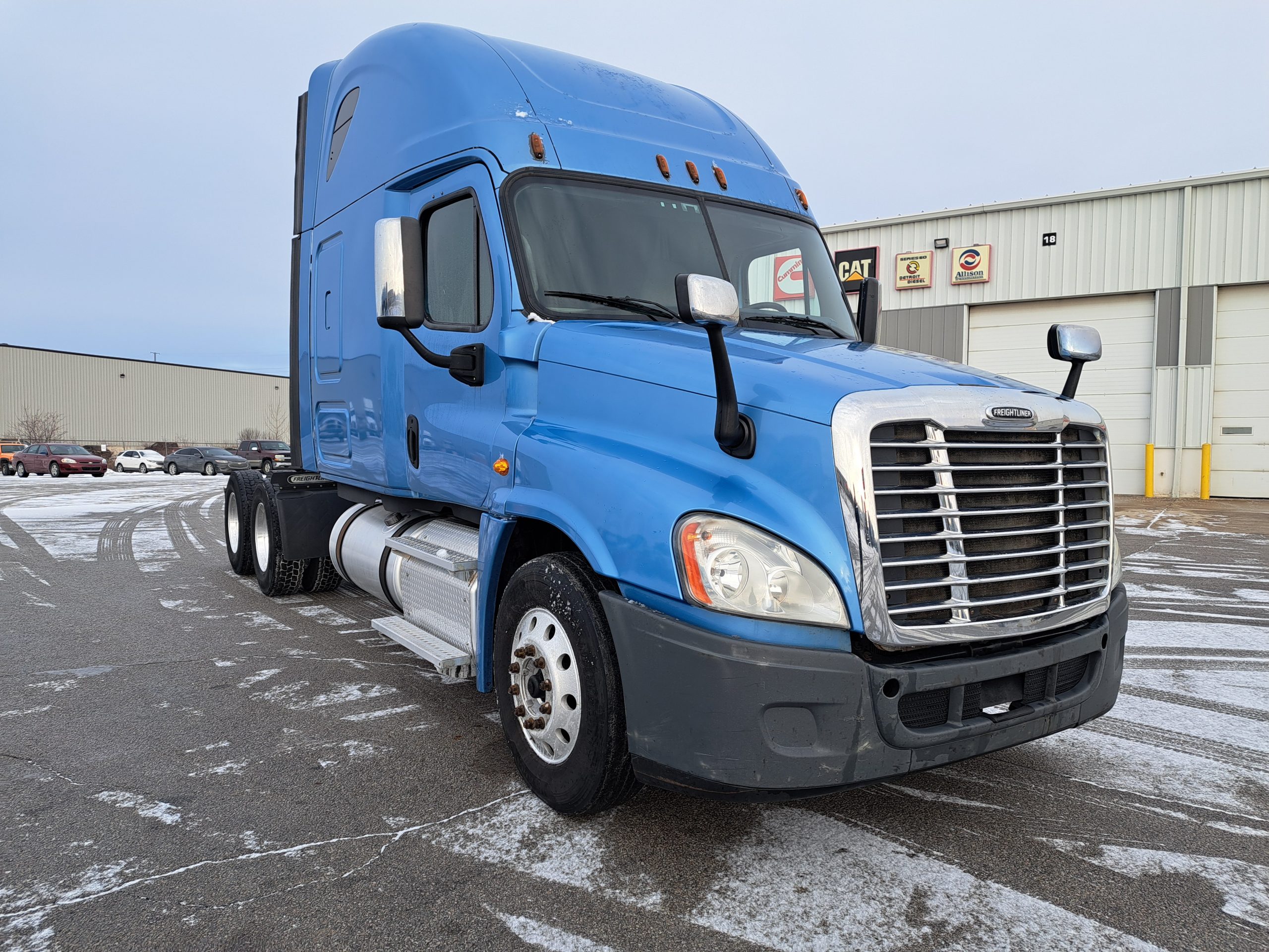 2015 Freightliner CA125 - image 3 of 6