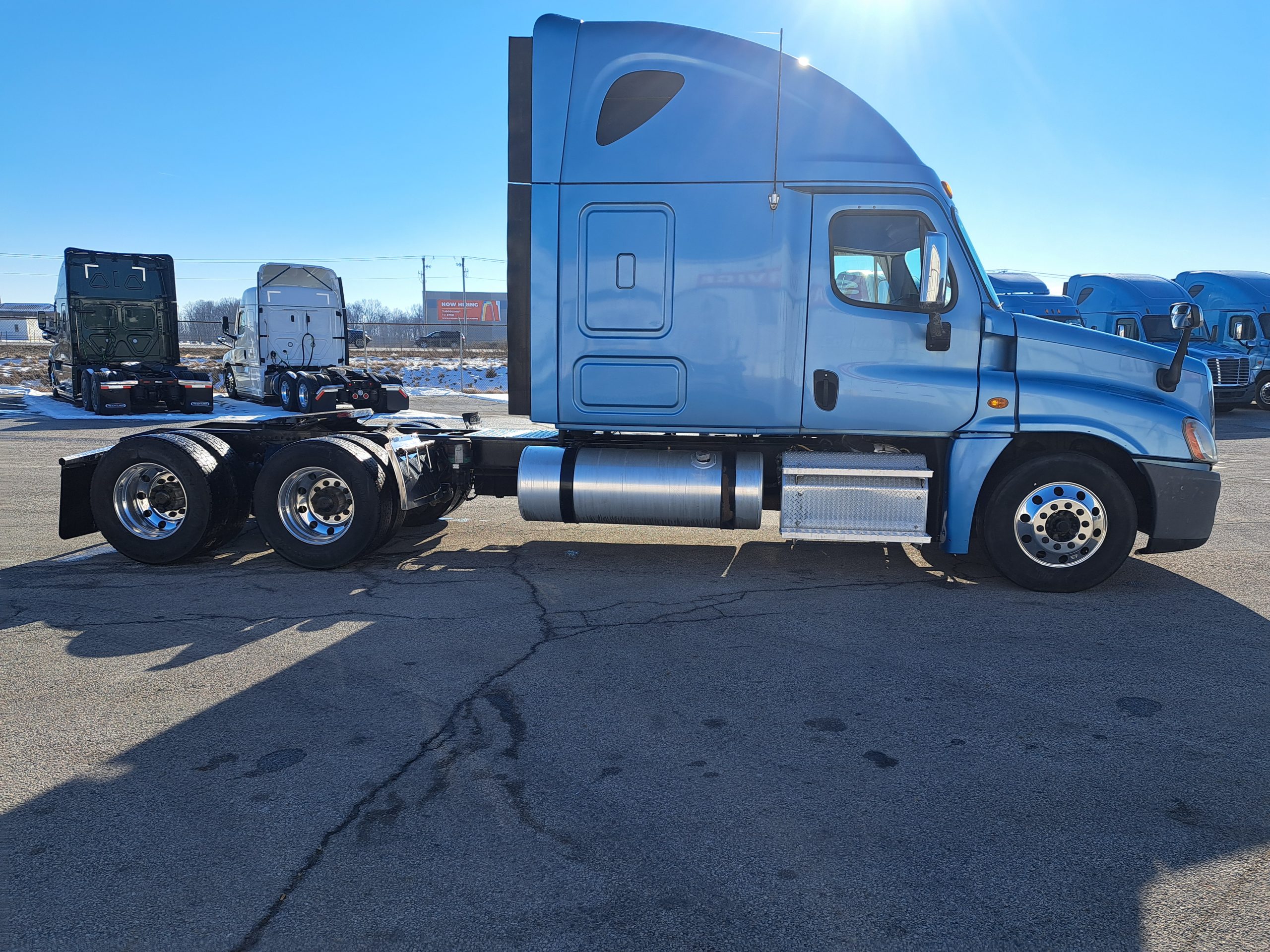 2013 Freightliner CA125 - image 6 of 6