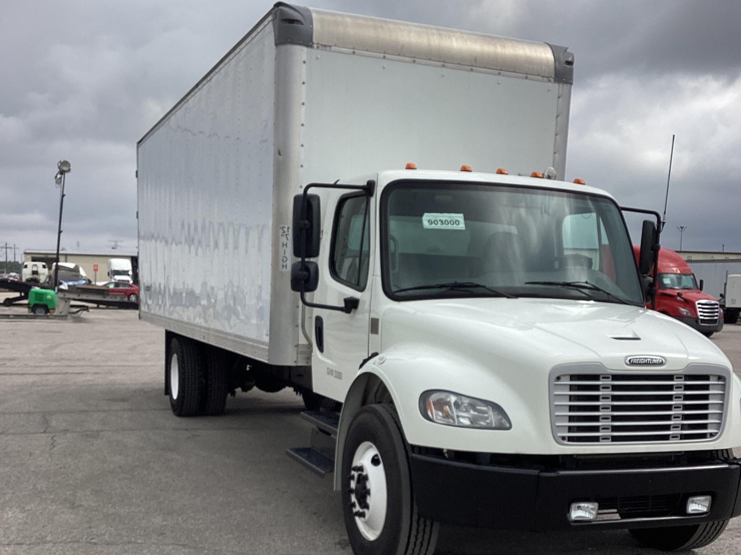 2020 Freightliner M2 106 - image 3 of 6